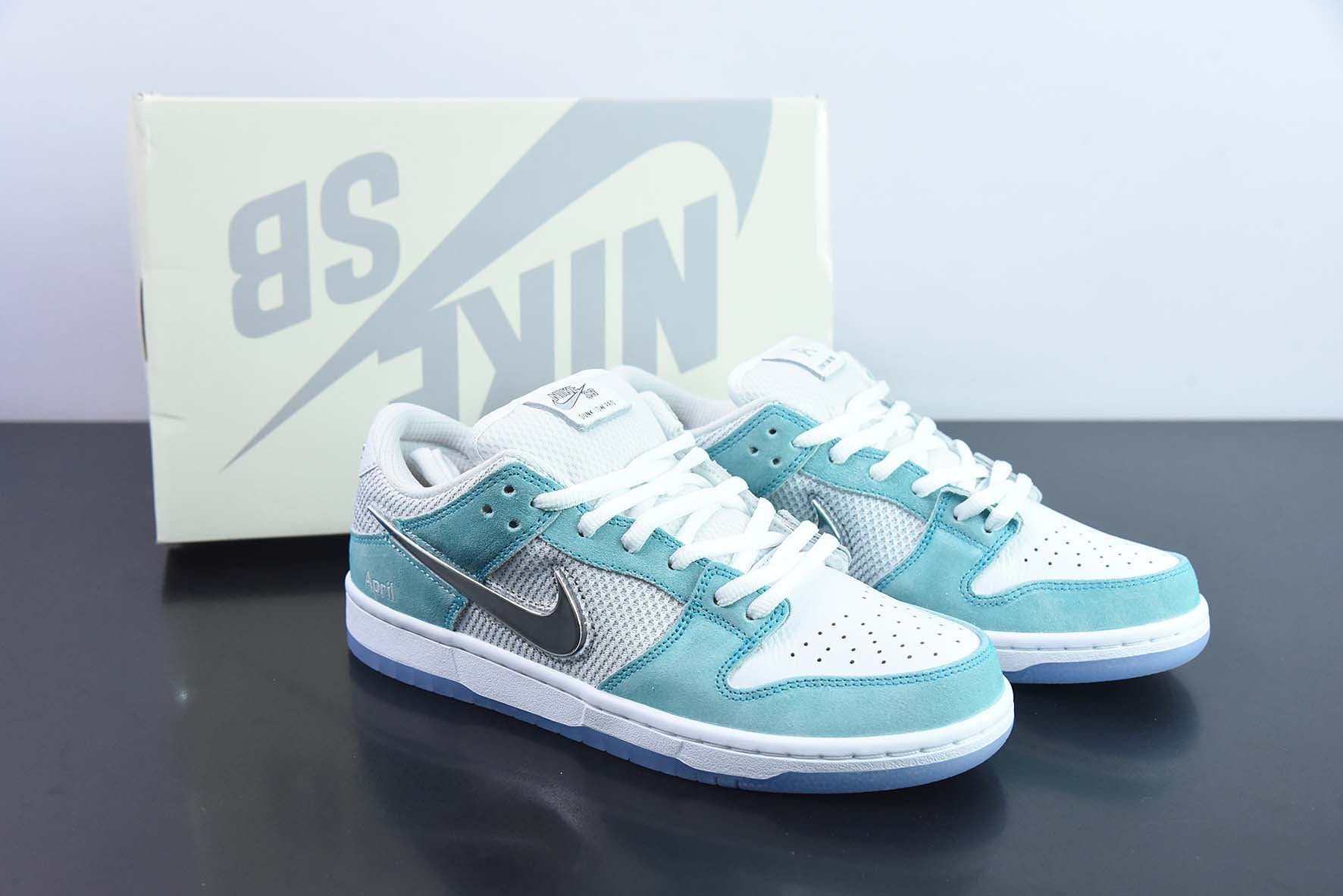 Nike Dunk Low 'April Skateboards'