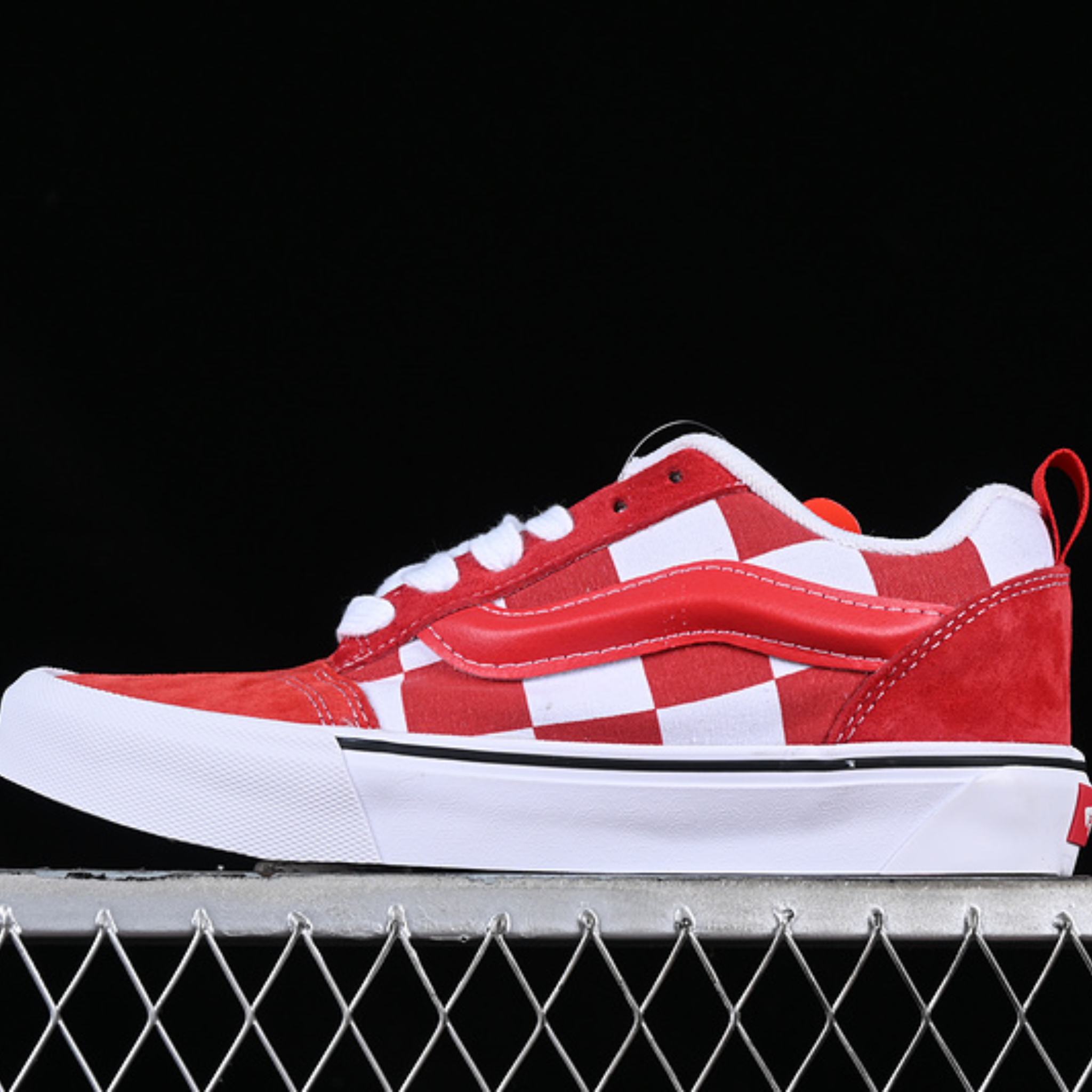 Vans Classics Knu Skool "White/Red"