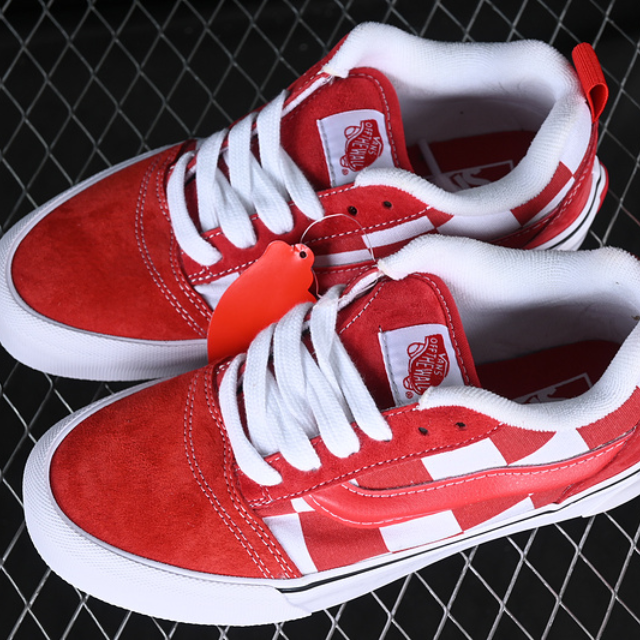 Vans Classics Knu Skool "White/Red"