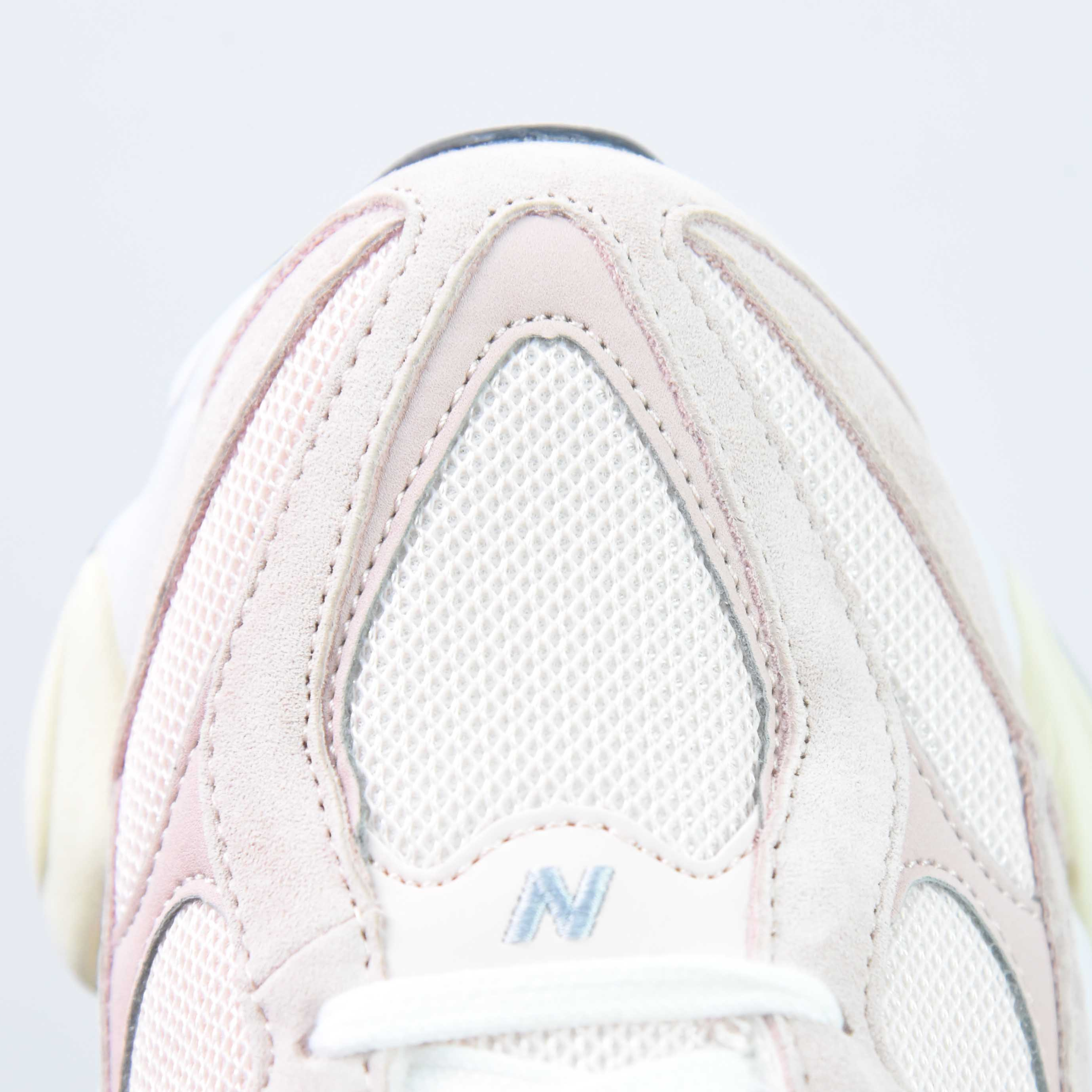 New Balance 9060 "Crystal Pink"