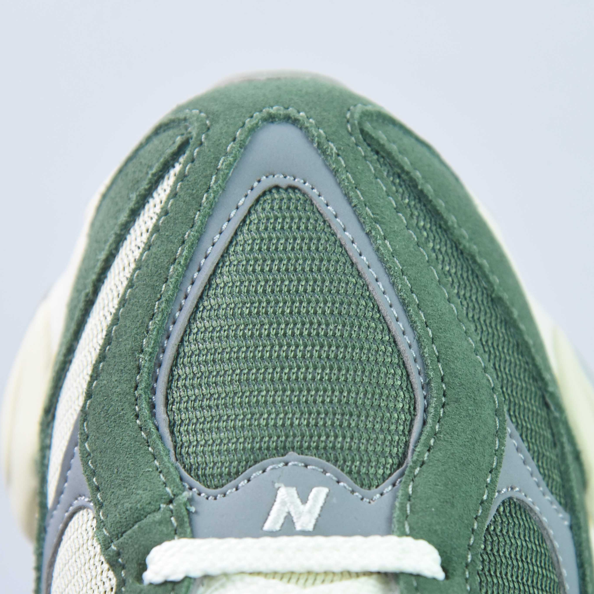 New Balance 9060 "Nori"