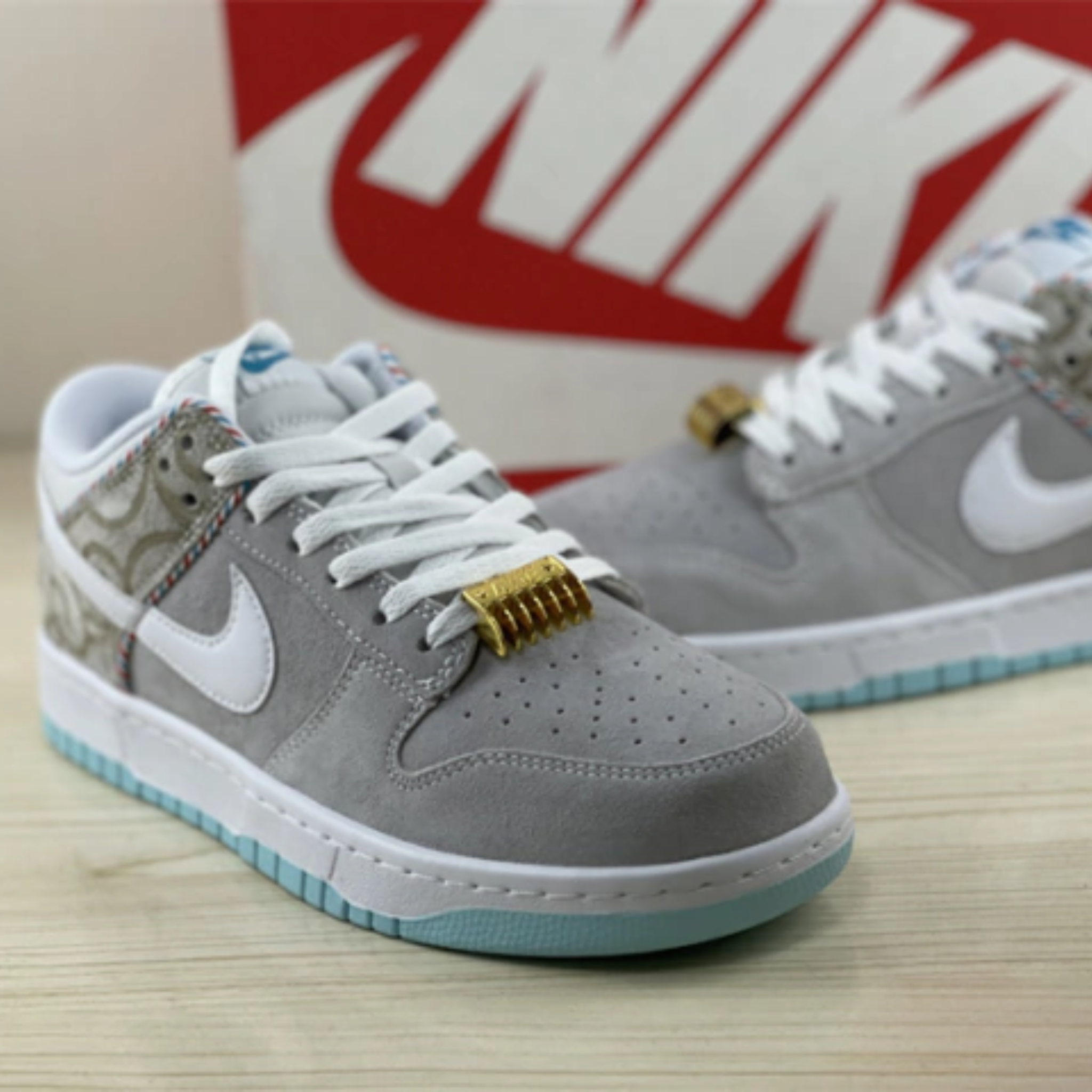 Nike Dunk Low "Barber Shop Grey"