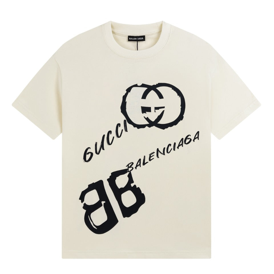 Camiseta Balenciaga X Gucci (Off White)