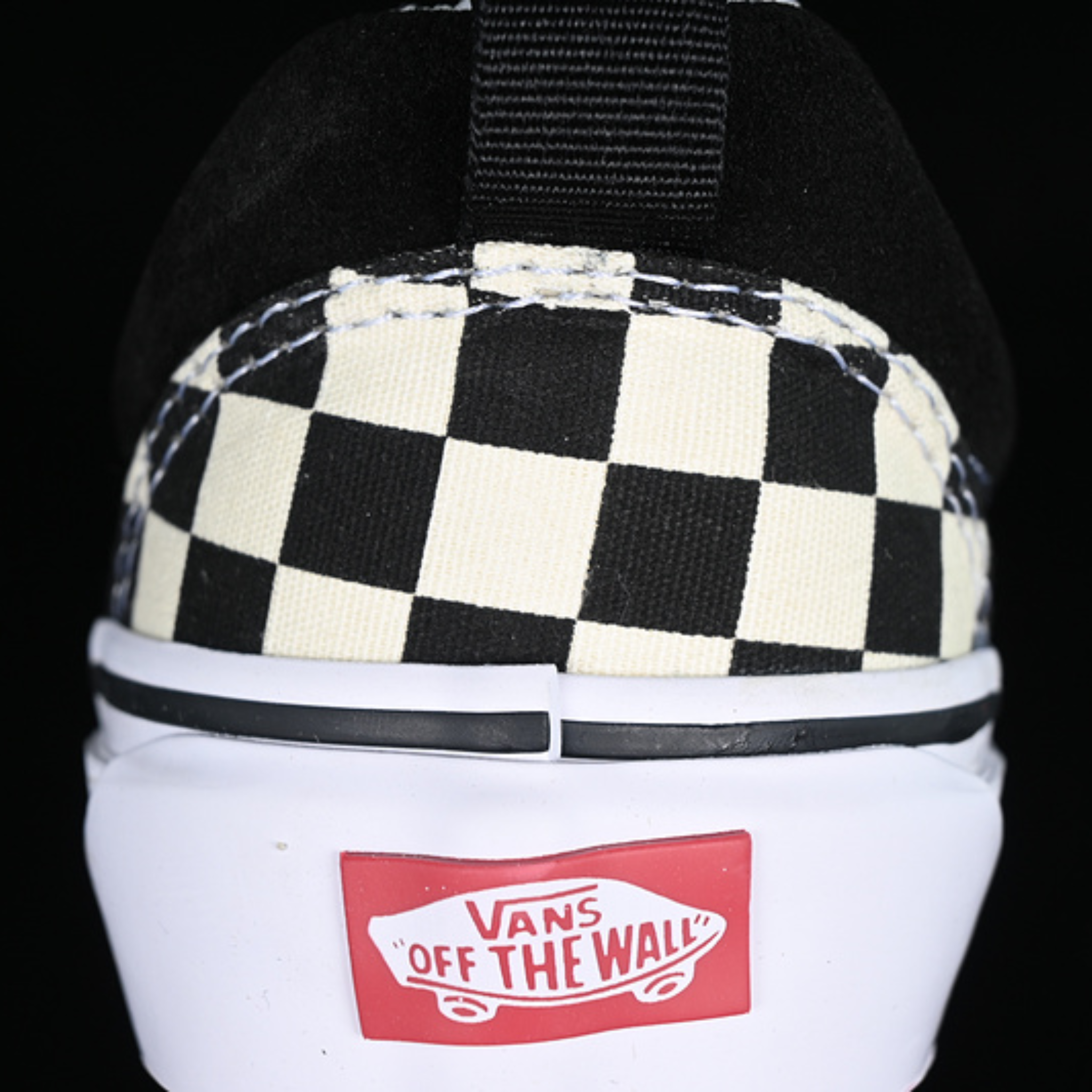 Vans Knu Slip-On "Black/White"