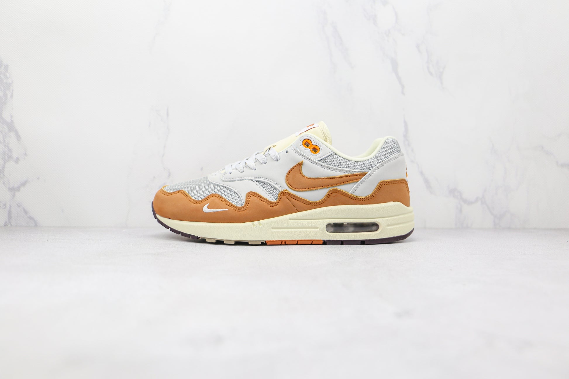 Nike air max fashion 1 premium sc white