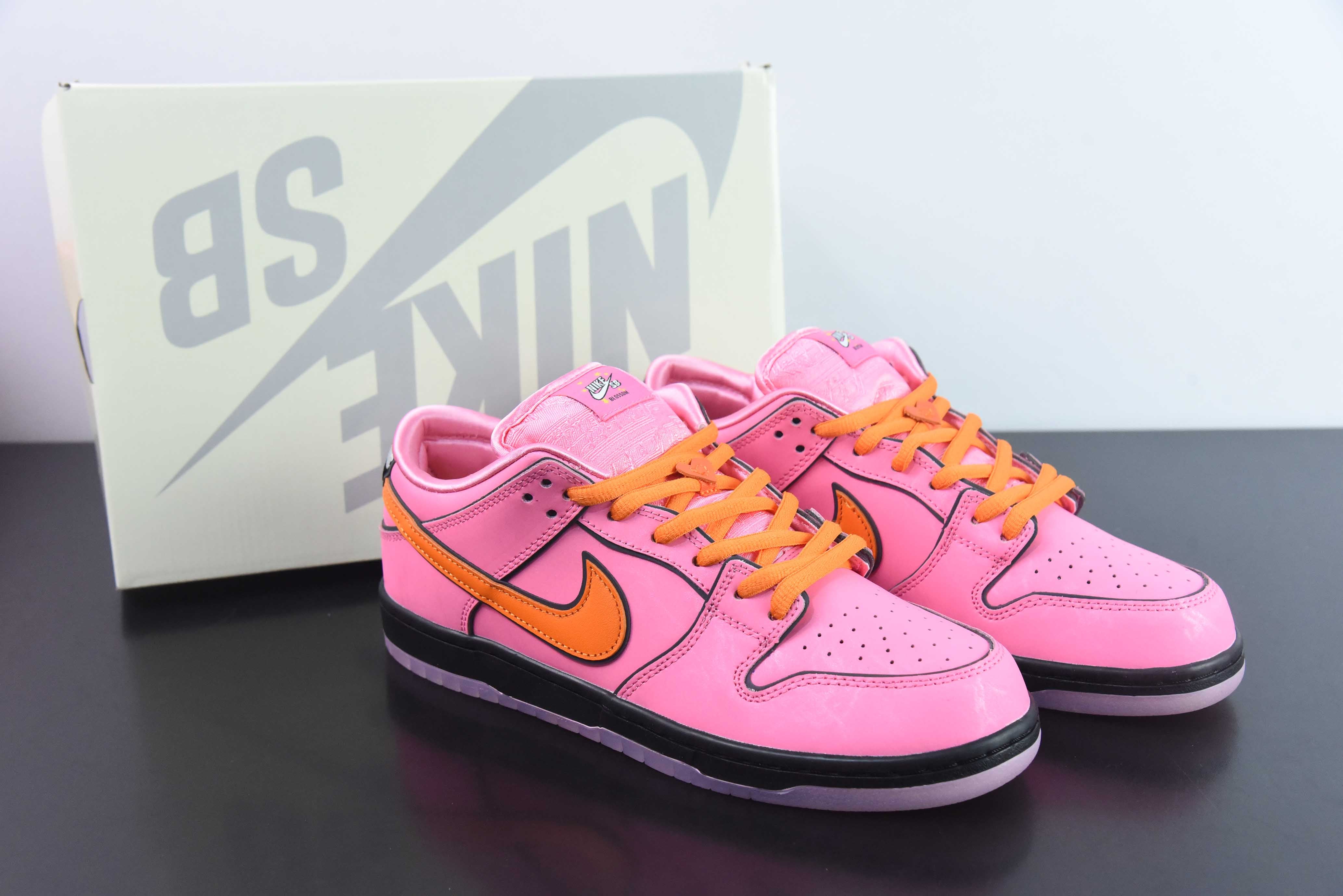 Nike Dunk Low The Powerpuff Girls (Meninas Super Poderosas)