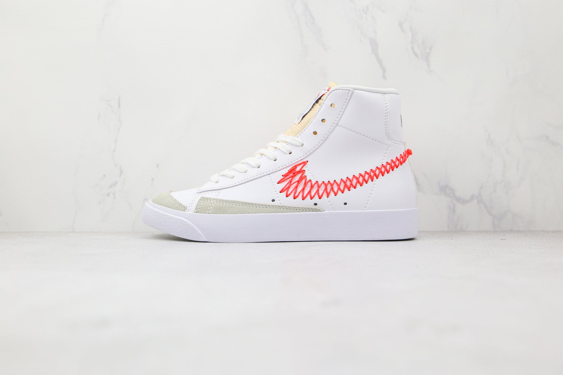 Nike Blazer Mid 77' Vintage Zig Zag