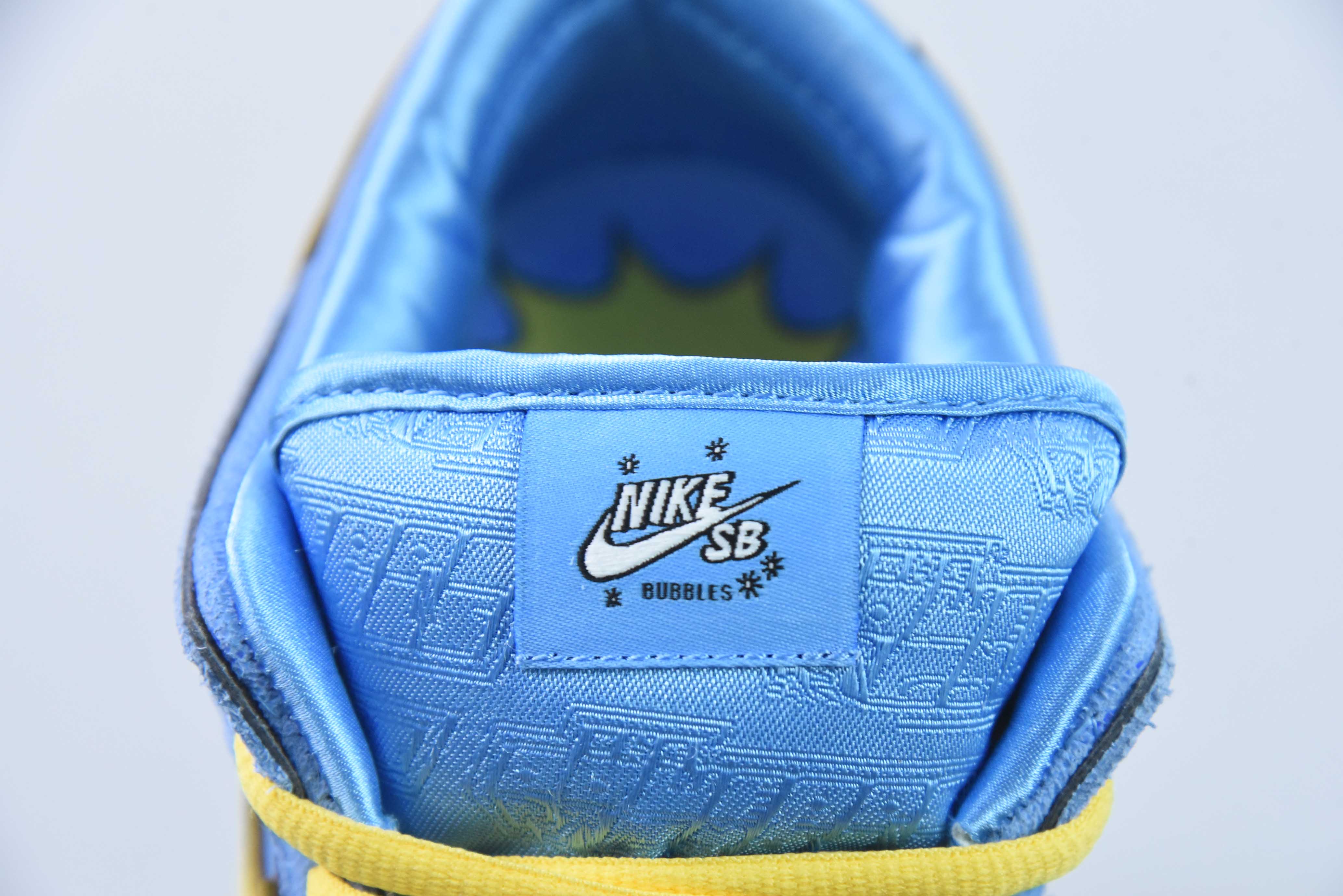 Nike Dunk Low The Powerpuff Girls (Meninas Super Poderosas)