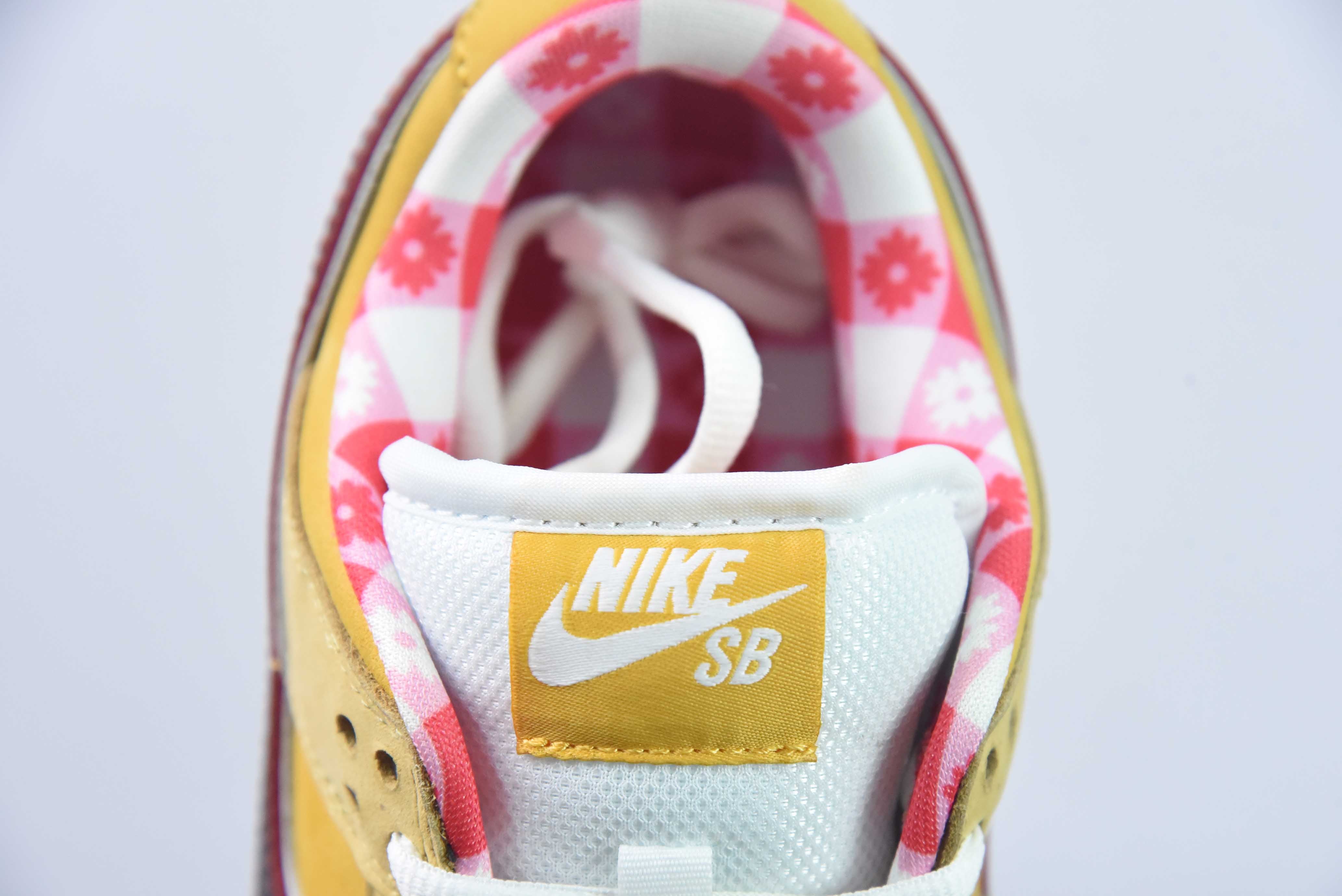 Nike Dunk Low SB x Concepts ''Yellow Lobster''