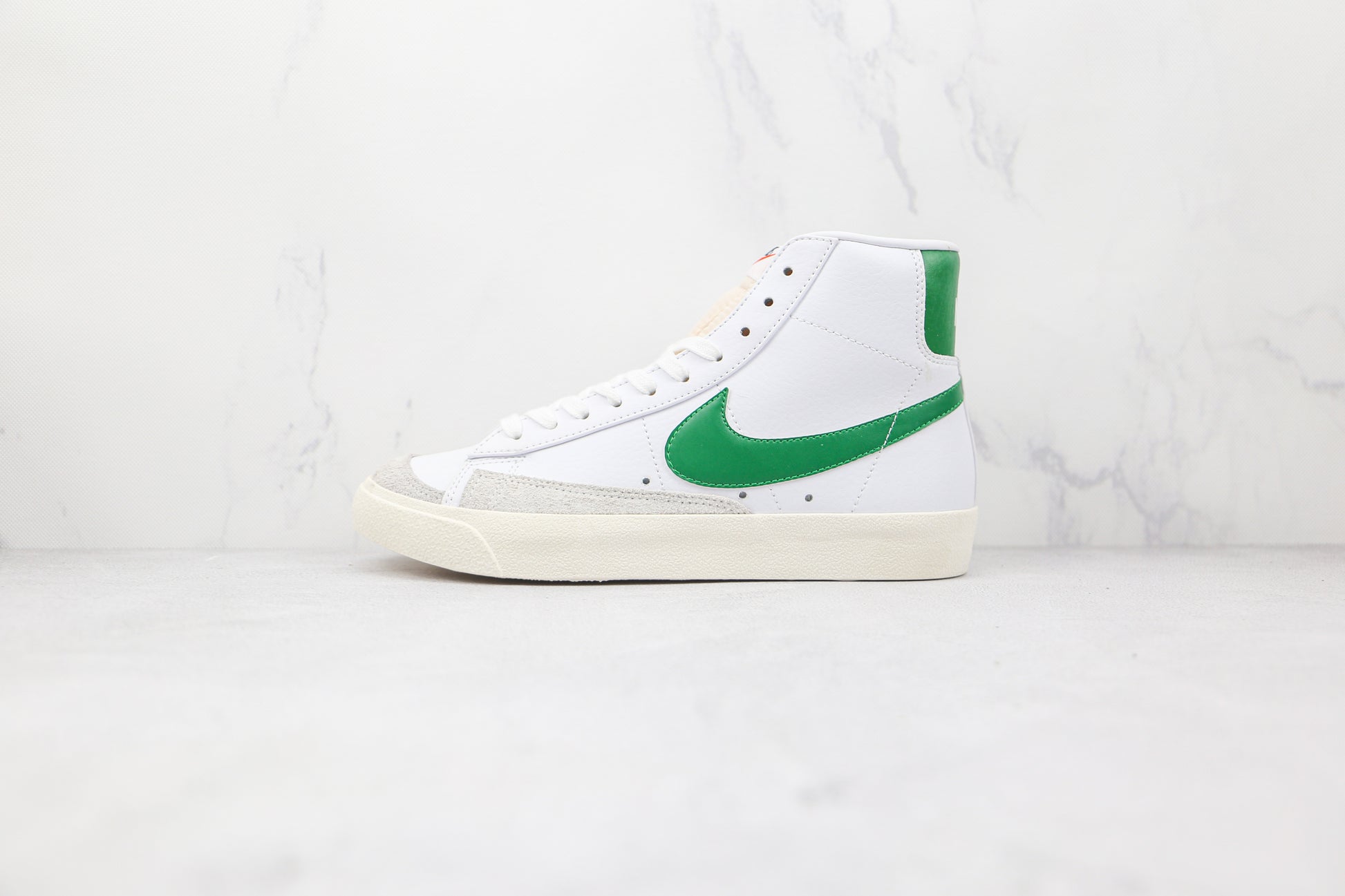 Nike Blazer Mid 77' "Pine Green"