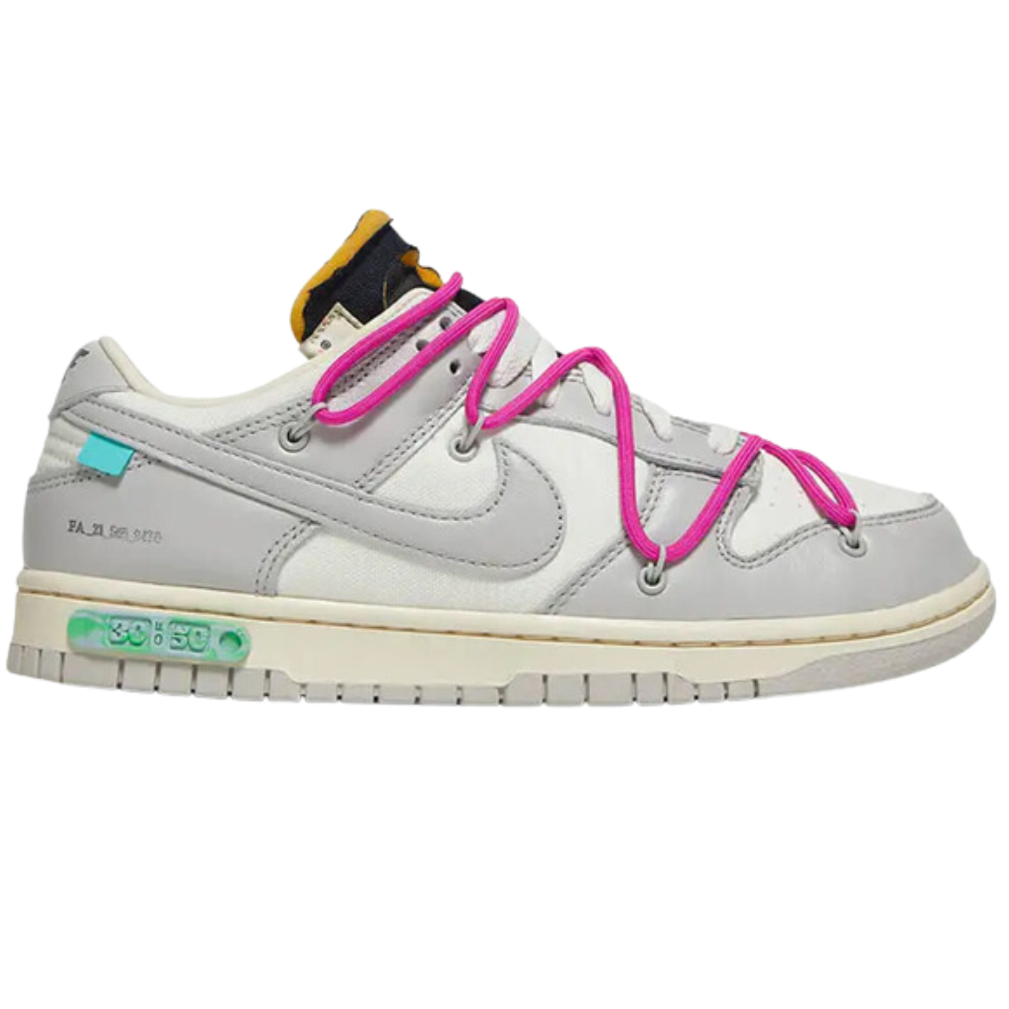 Nike SB Dunk Low x off-white 30/50