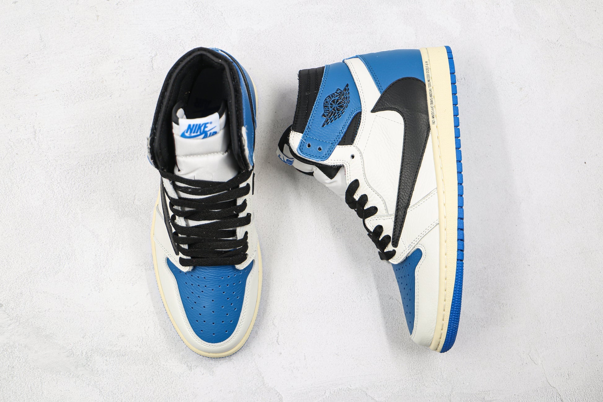 Nike Air Jordan 1 High OG SP Fragment x Travis Scott