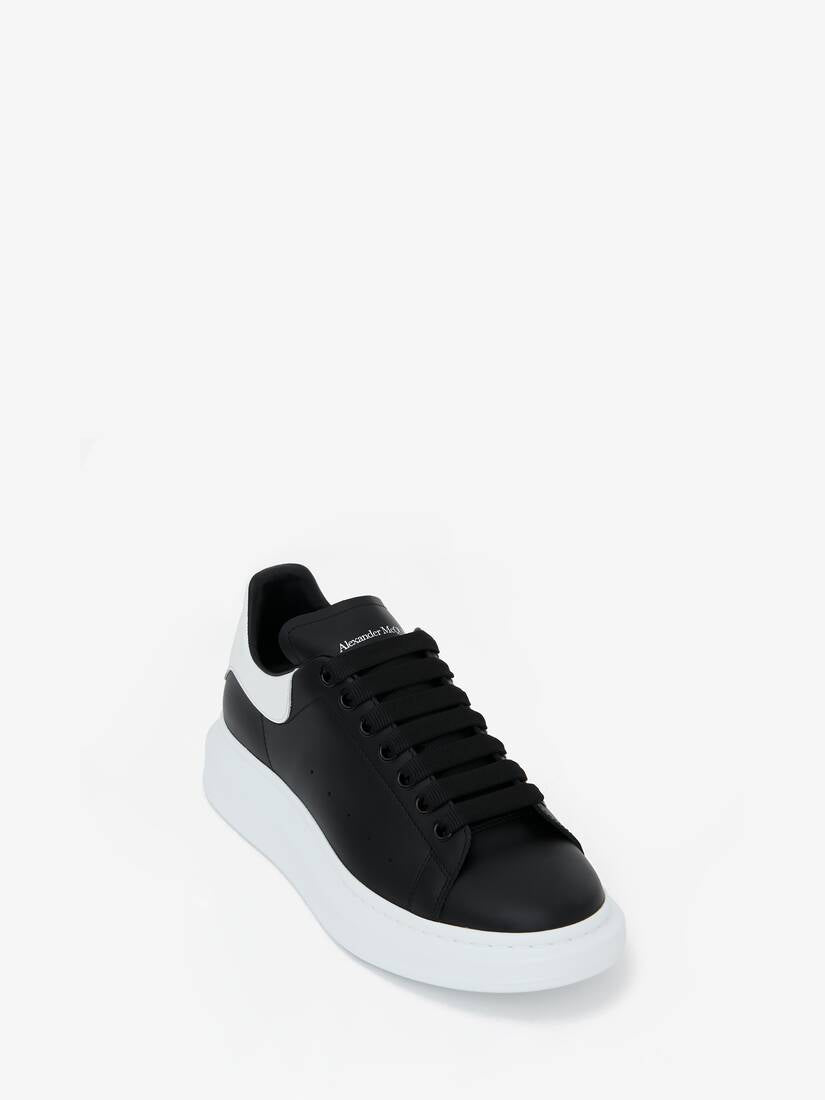 Men's Oversized Sneaker in Black (Black/White)