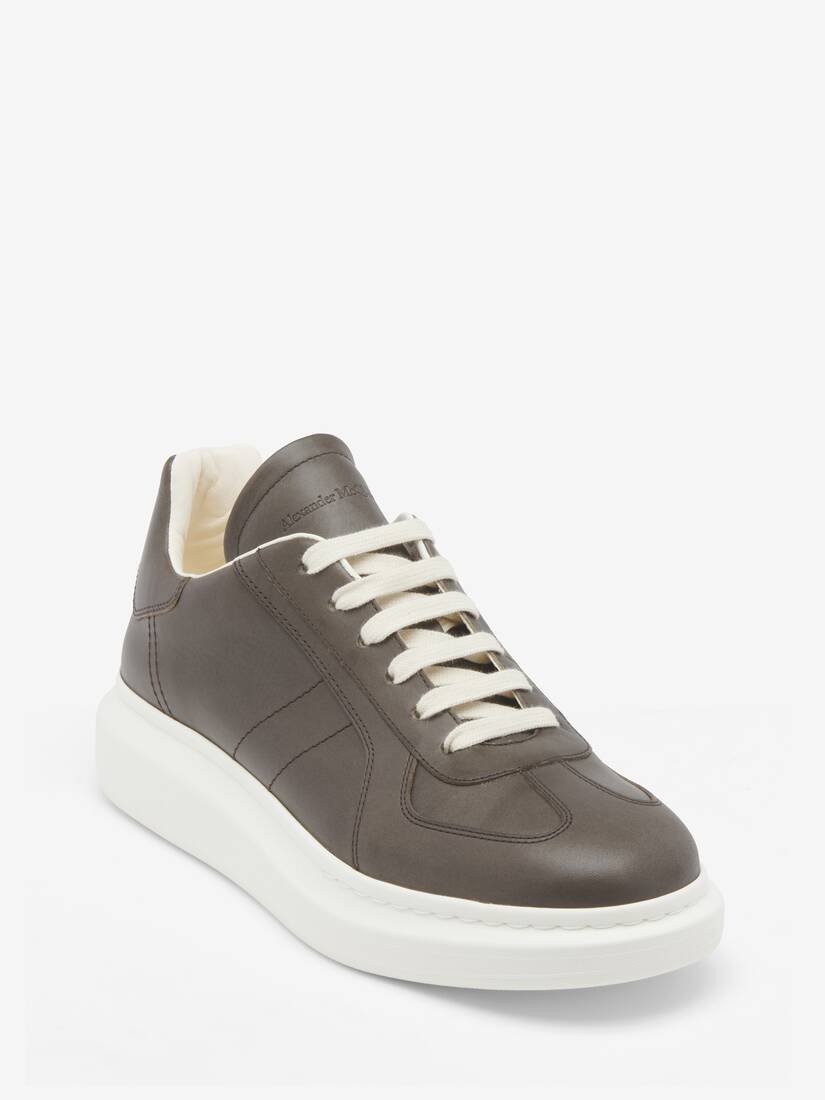 Men's Oversized Retro Sneaker in Dark Brown