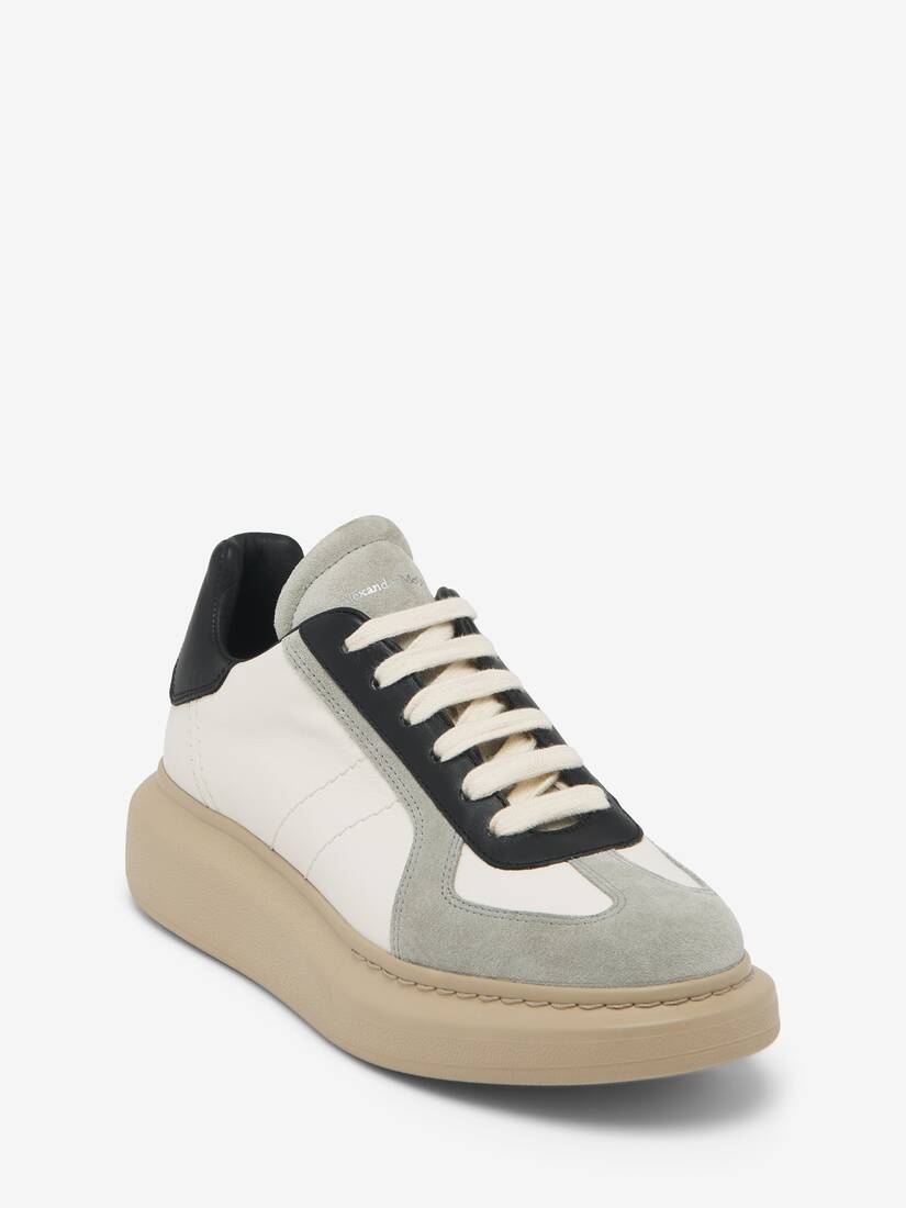 Men's Oversized Retro Sneaker in Off Whitegreyblack