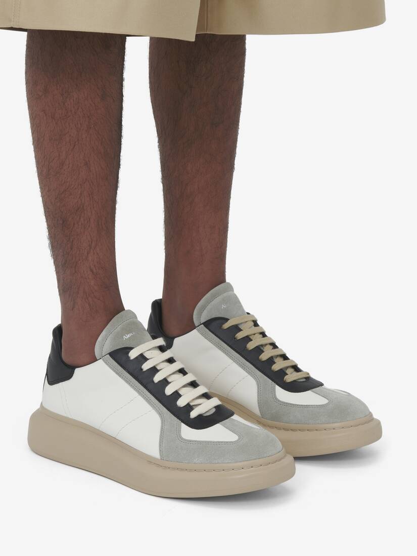 Men's Oversized Retro Sneaker in Off Whitegreyblack