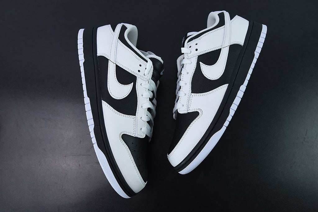 Nike Dunk Low Panda Reverse