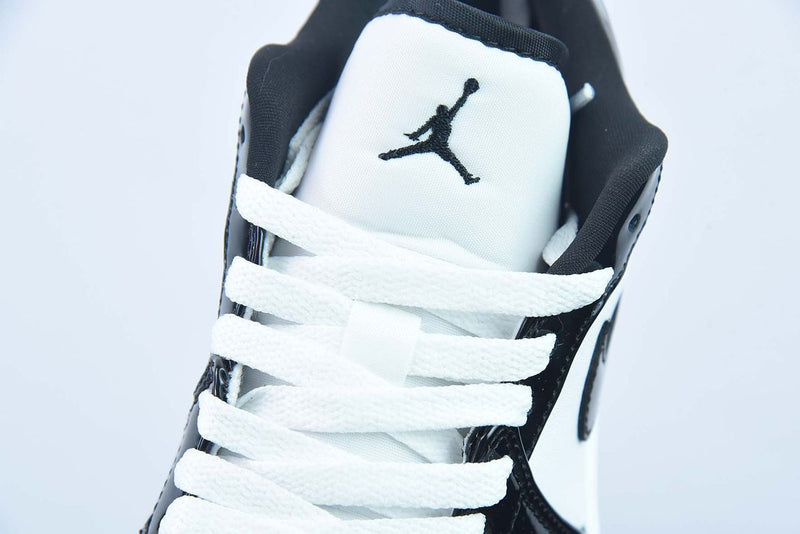 Nike Air Jordan 1 Low "Concord"