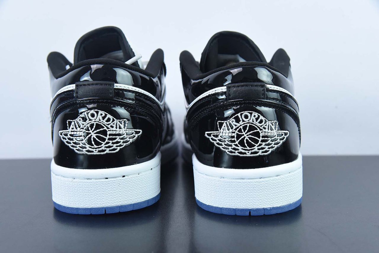 Nike Air Jordan 1 Low "Concord"