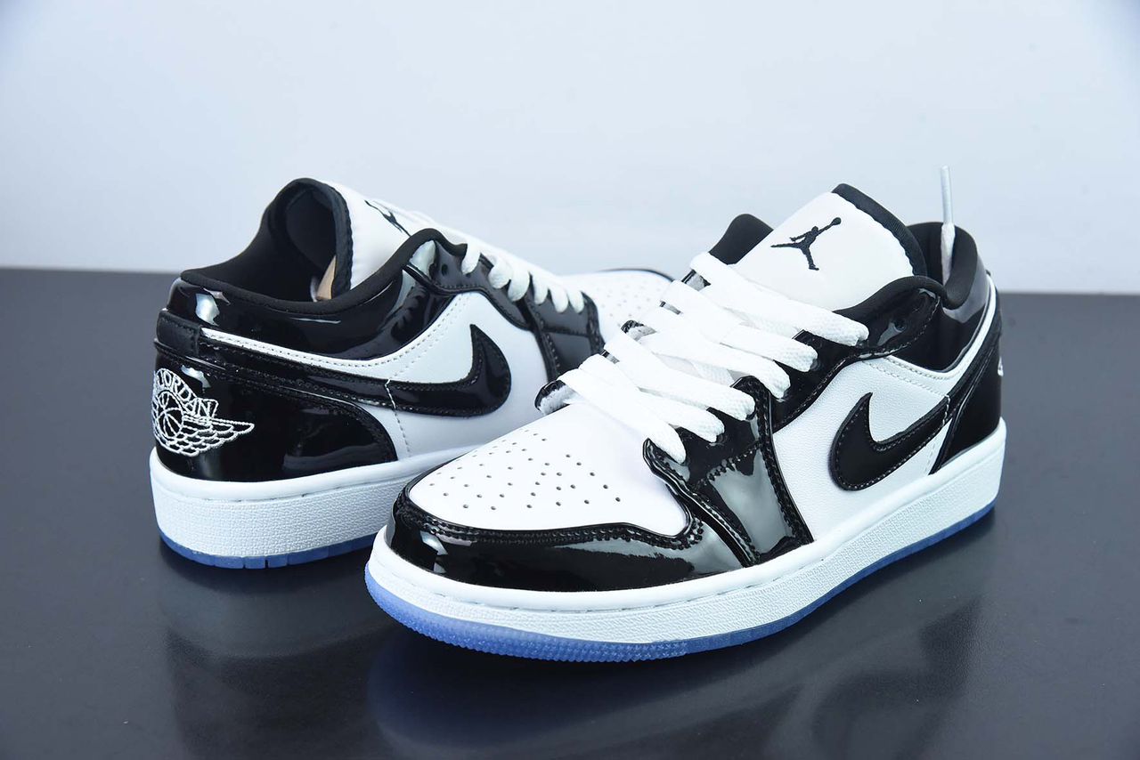 Nike Air Jordan 1 Low "Concord"