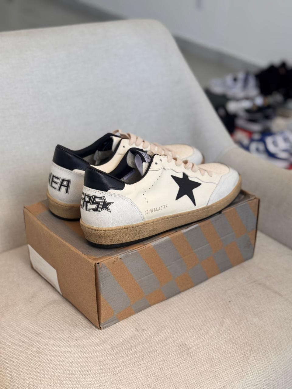Super-Star Golden Goose "Black Star" (Pronta entrega, 44)