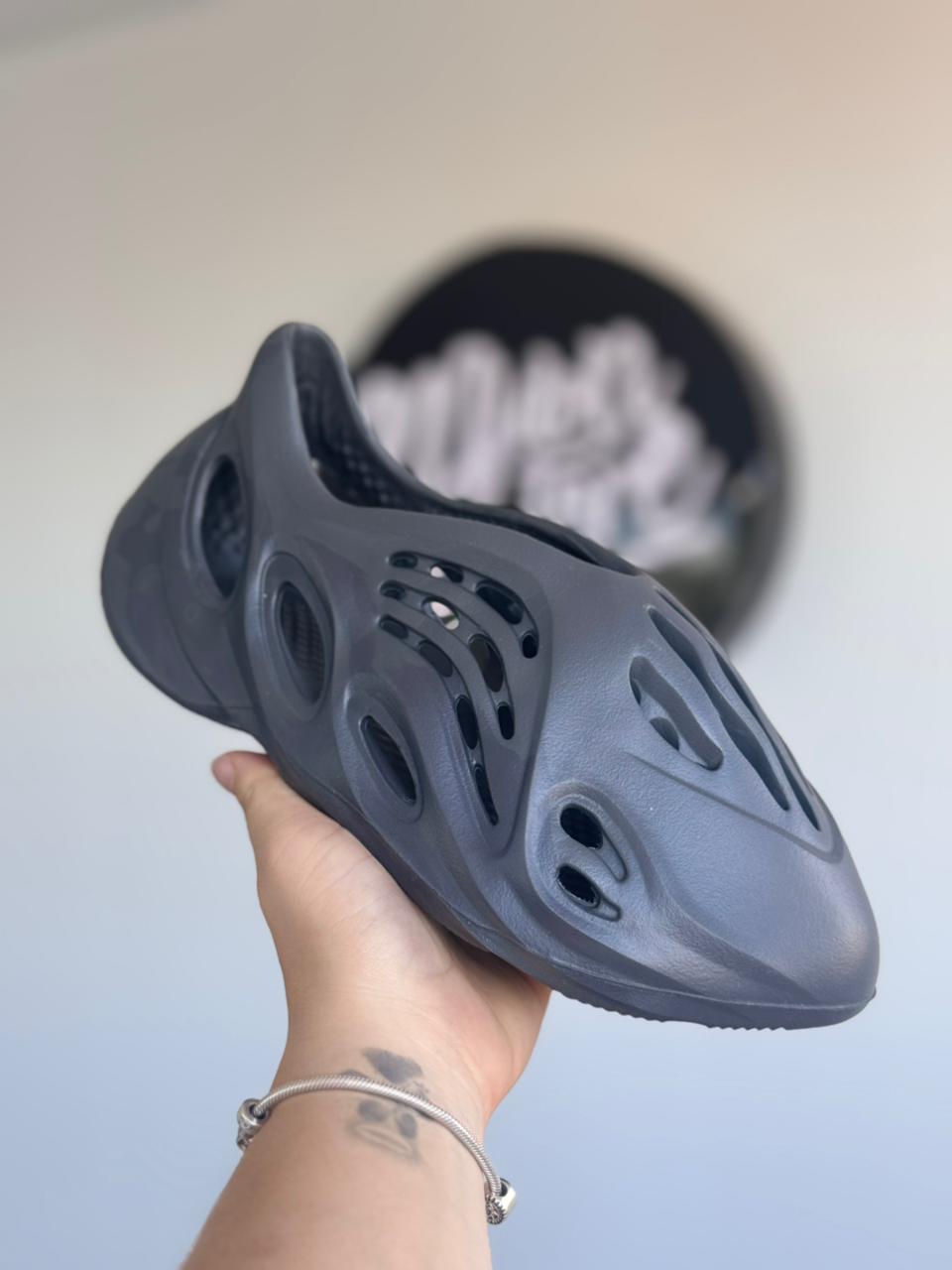 Yeezy Foam Runner "Mineral Blue" (Pronta entrega, 36)