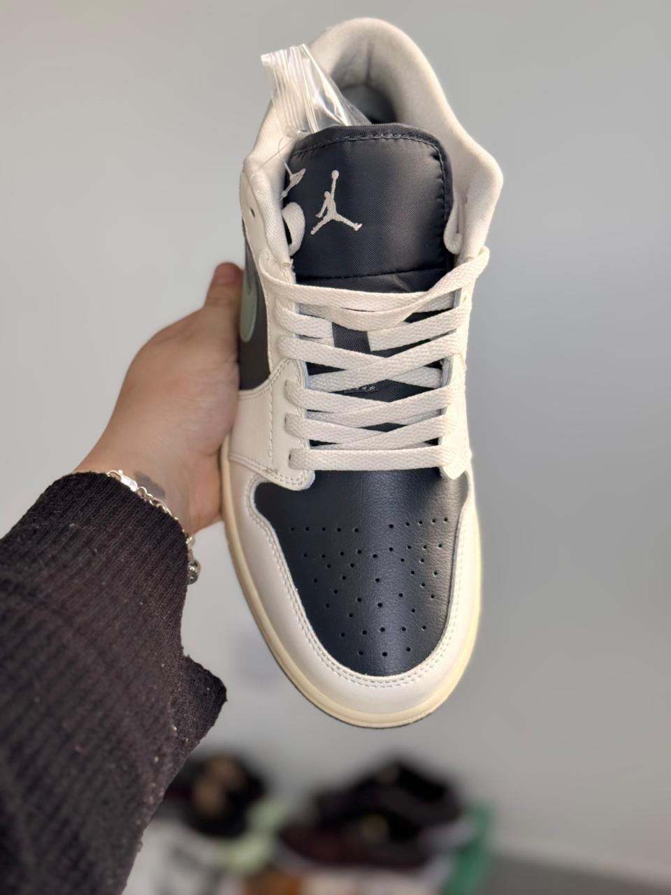 Nike Air Jordan 1 Low "Jade Smoke" (Pronta entrega, 40,5)