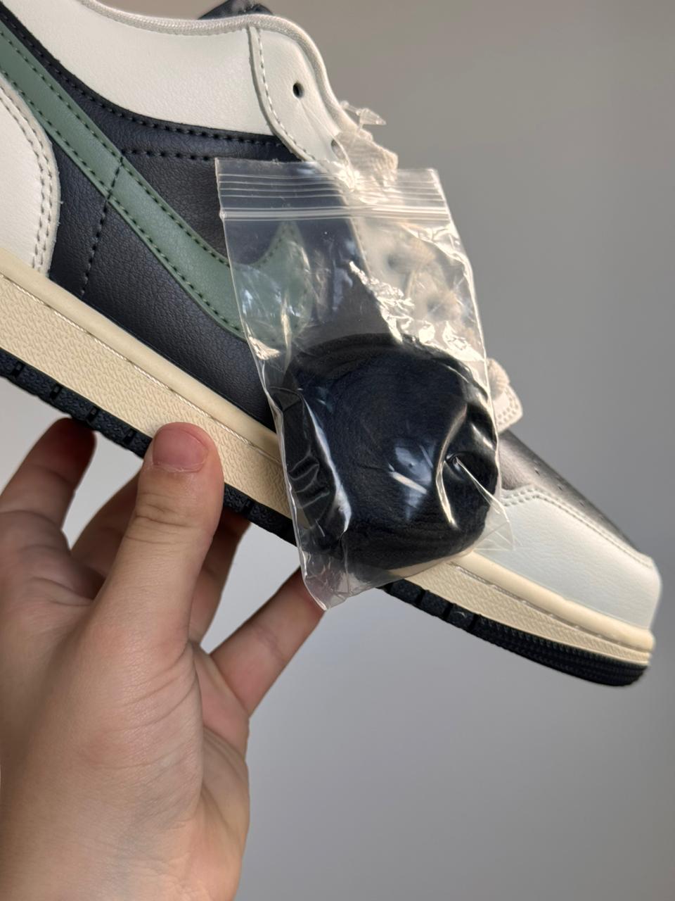 Nike Air Jordan 1 Low "Jade Smoke" (Pronta entrega, 40,5)