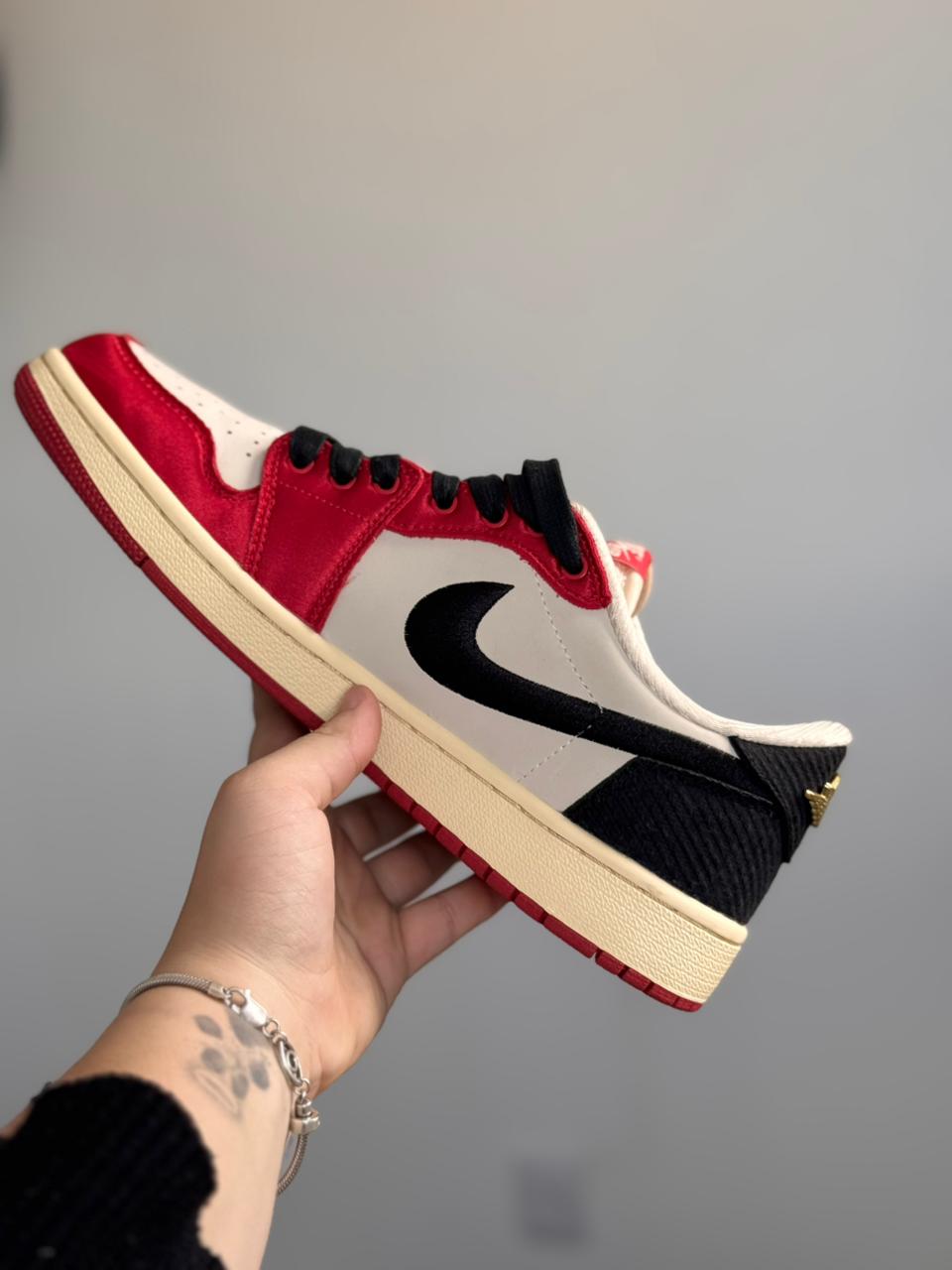 Nike Air Jordan 1 Retro Low "Trophy Room Away" (Pronta entrega, 41)