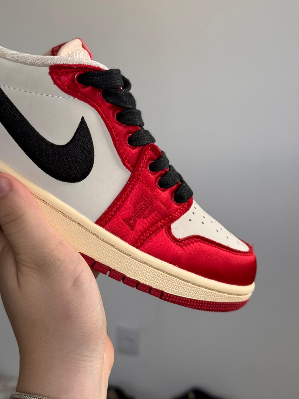 Nike Air Jordan 1 Retro Low "Trophy Room Away" (Pronta entrega, 41)