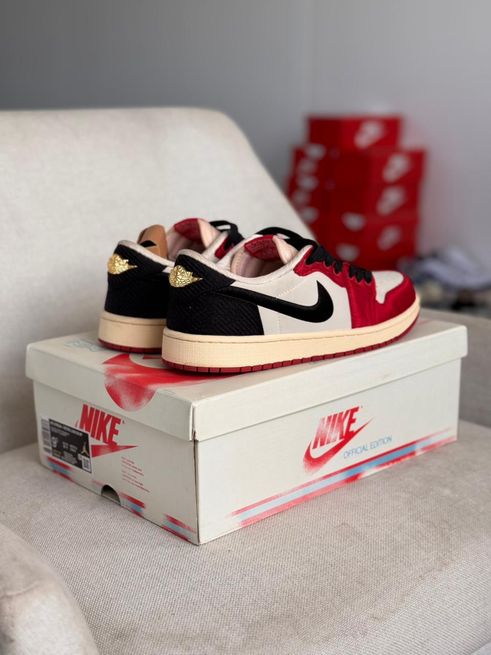 Nike Air Jordan 1 Retro Low "Trophy Room Away" (Pronta entrega, 41)