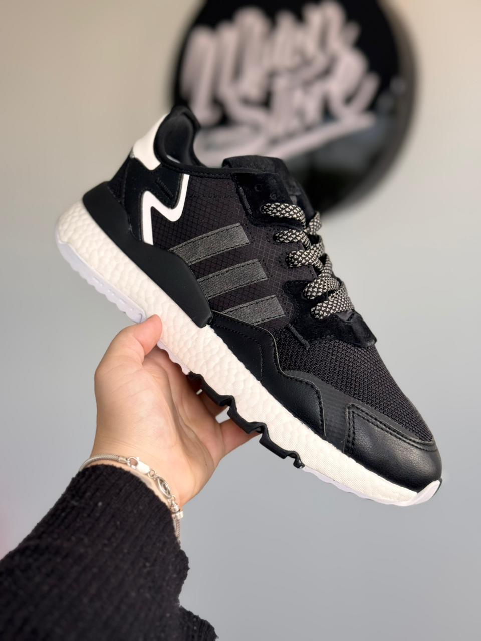 Adidas Nite Jogger "Core Black" (Pronta entrega, 40)