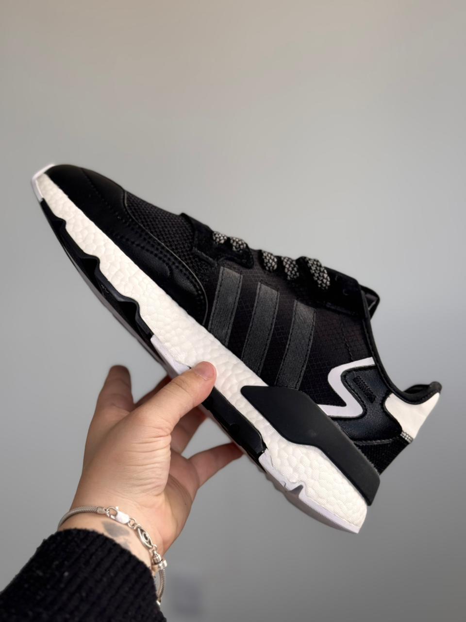 Adidas Nite Jogger "Core Black" (Pronta entrega, 40)