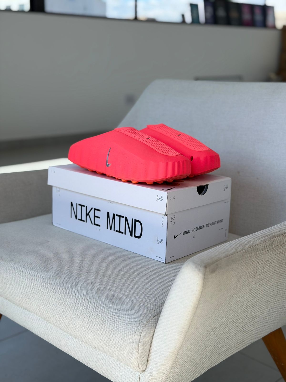 Nike Mind 001 Slide "Solar Red" (42.5, Pronta Entrega)