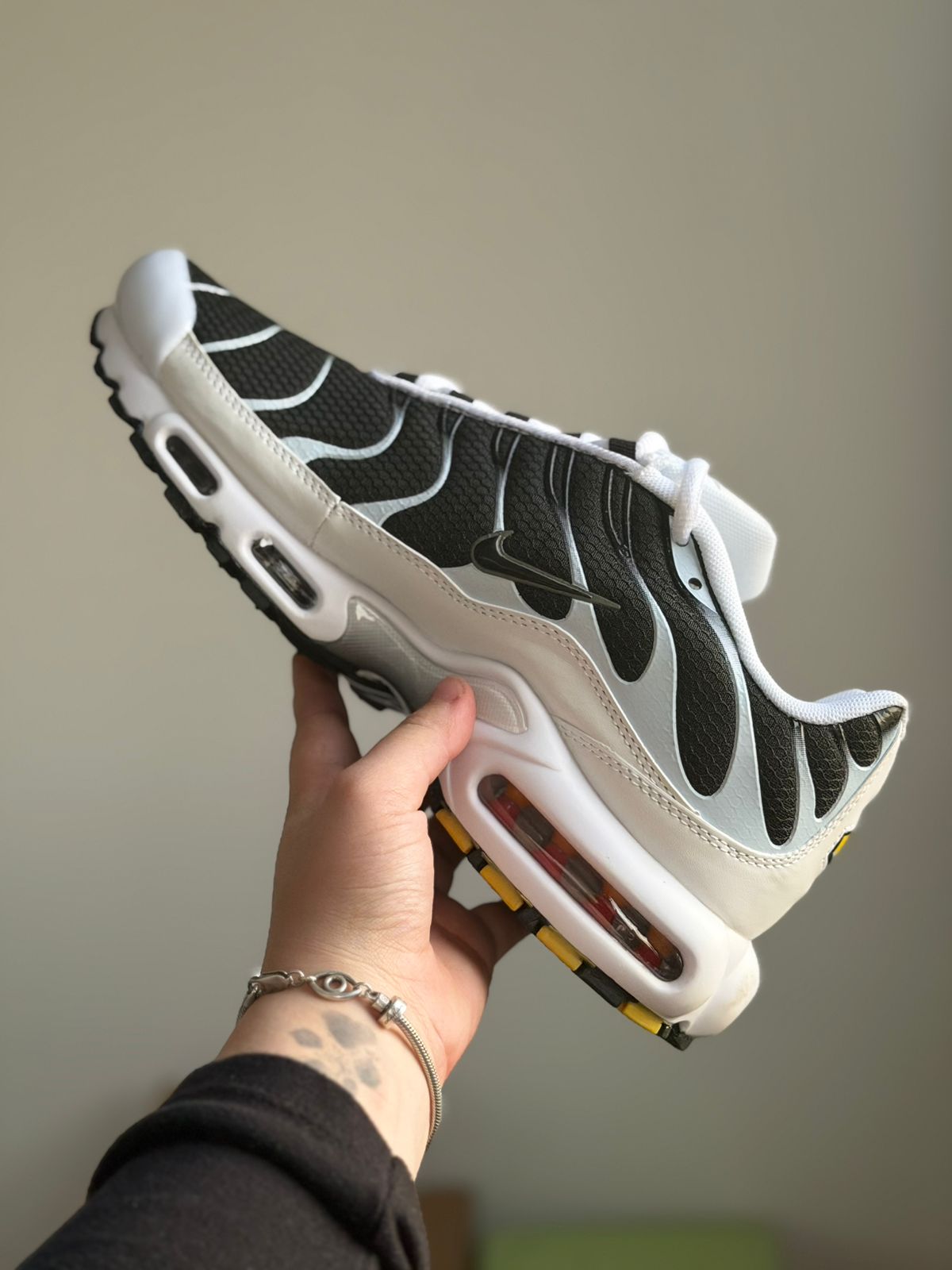 Air Max TN Plus Killer Whale (43, Pronta Entrega)