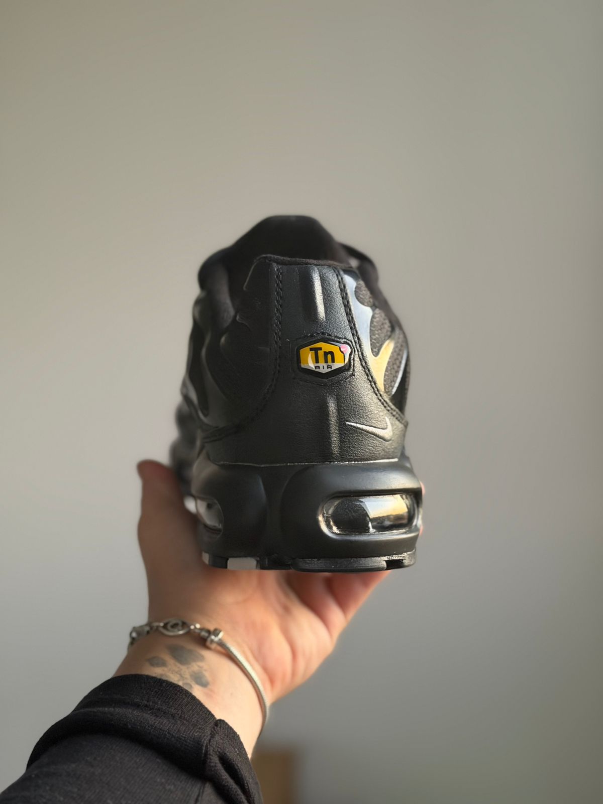 Air Max TN Plus Black Silver (42/43, Pronta Entrega)