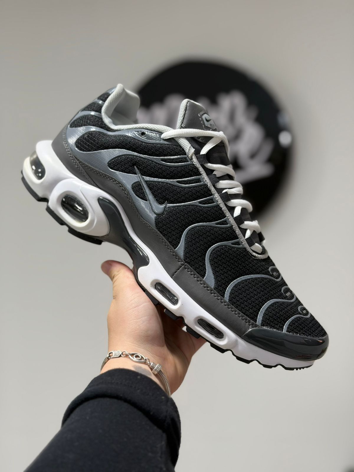 Air Max TN Plus "Cool Grey" (43, Pronta Entrega)