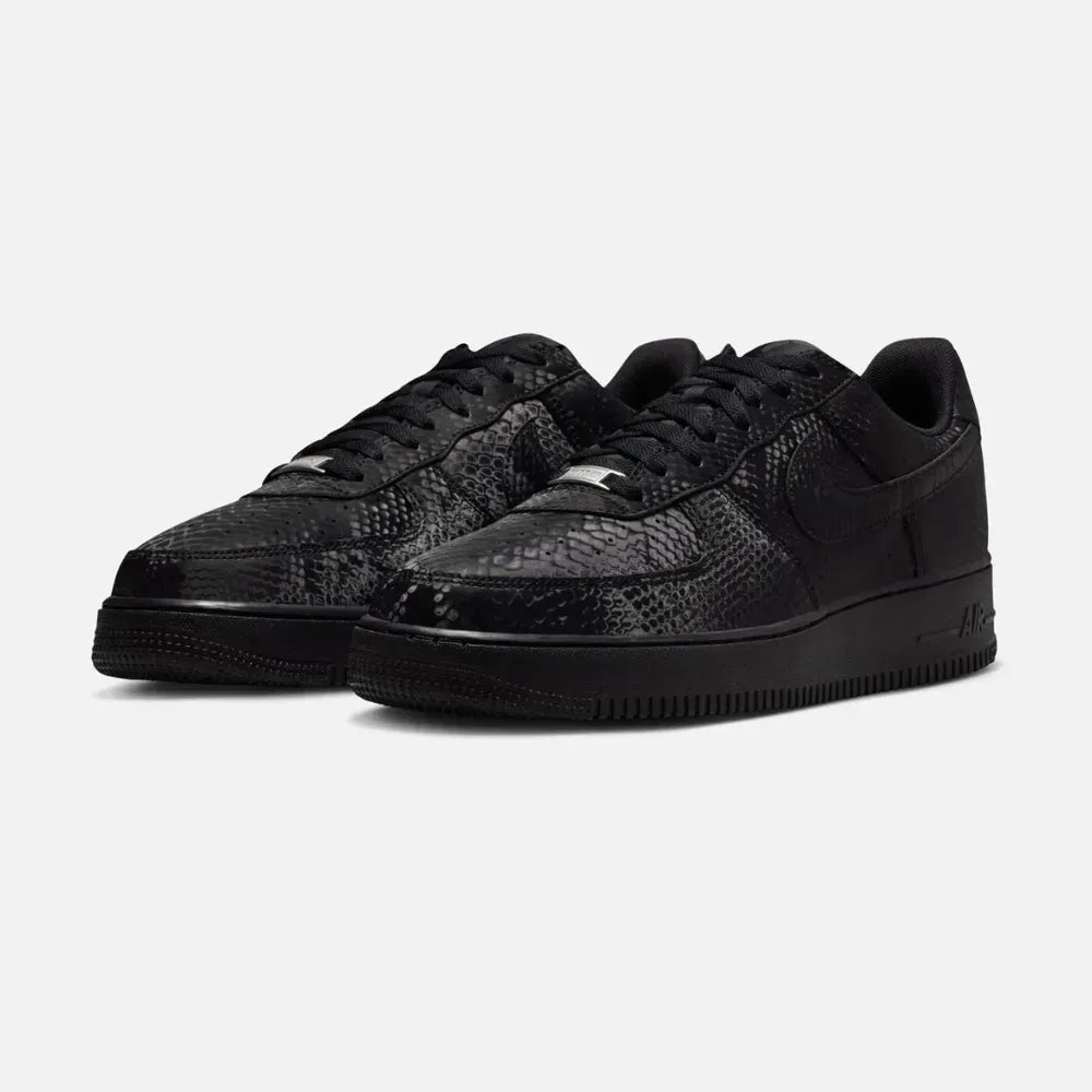 Kobe Bryant x Nike Air Force 1 Low "Triple Black"
