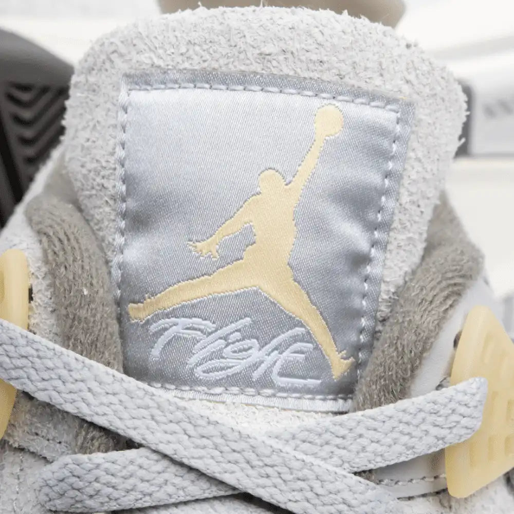 Nike Air Jordan 4 Craft "Photon Dust"