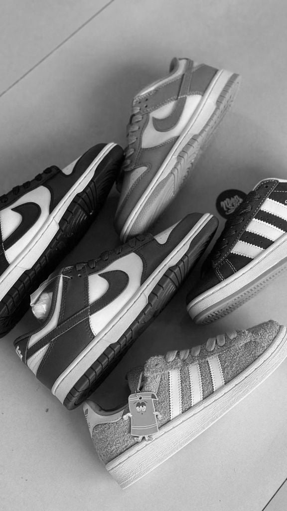 Nike Air Jordan 4 Retro 