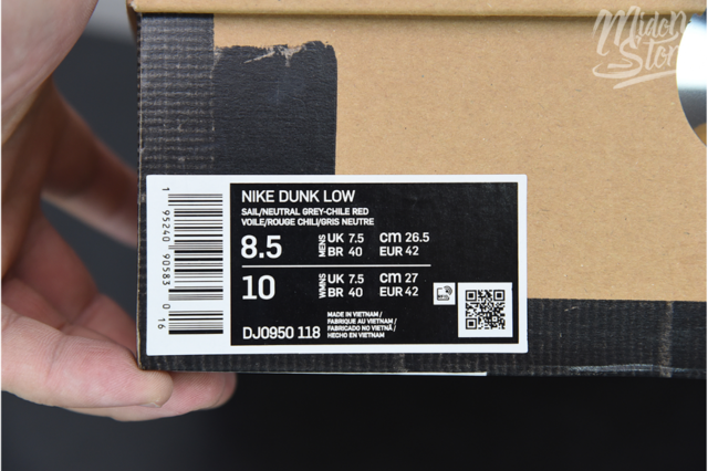 Nike SB Dunk Low x off-white 33/50