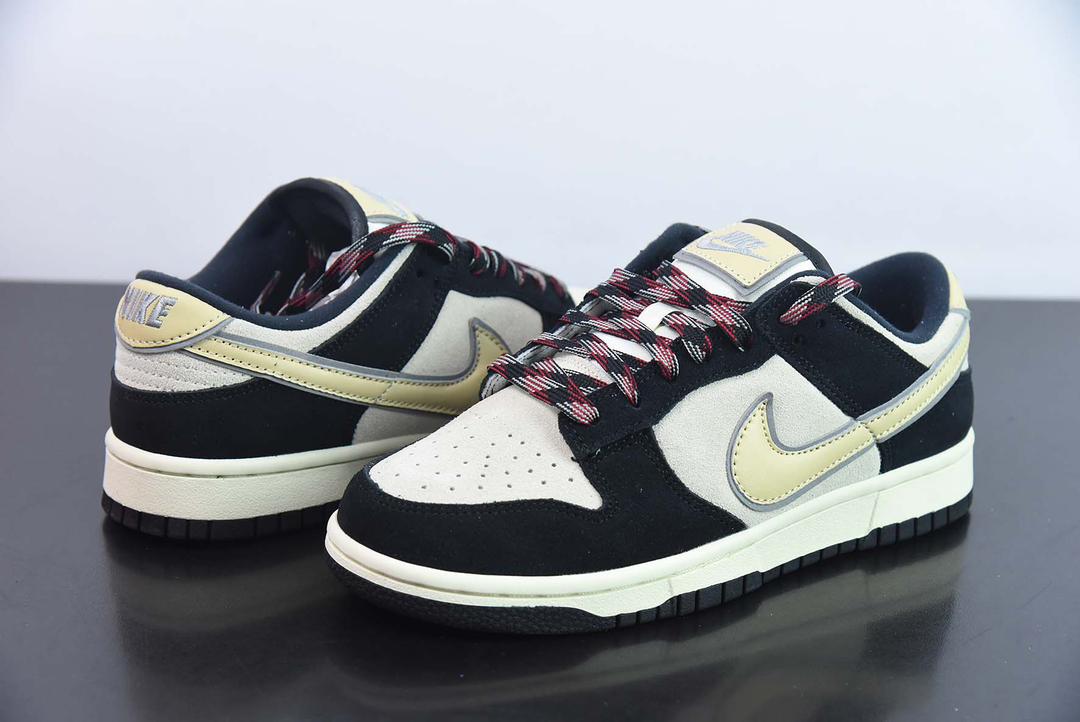 Nike Dunk "Black Team Gold"