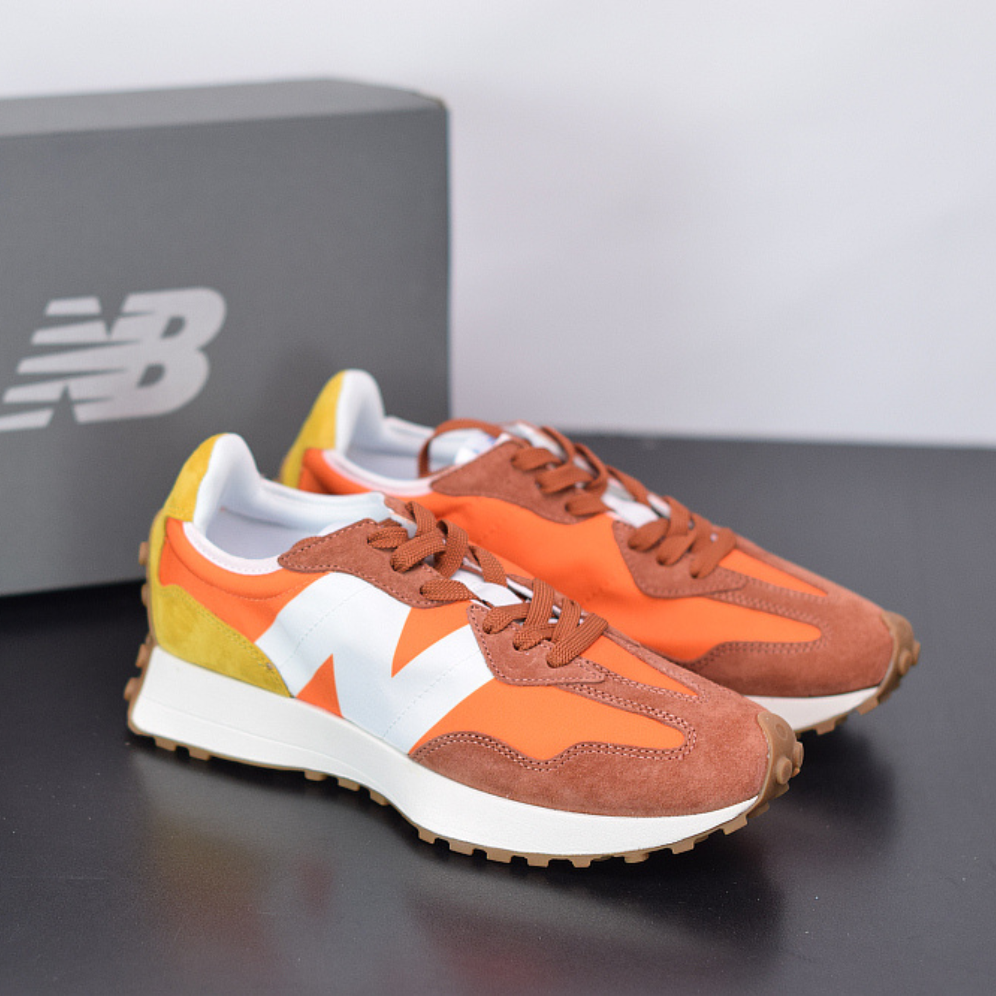 New Balance 327 "Orange"