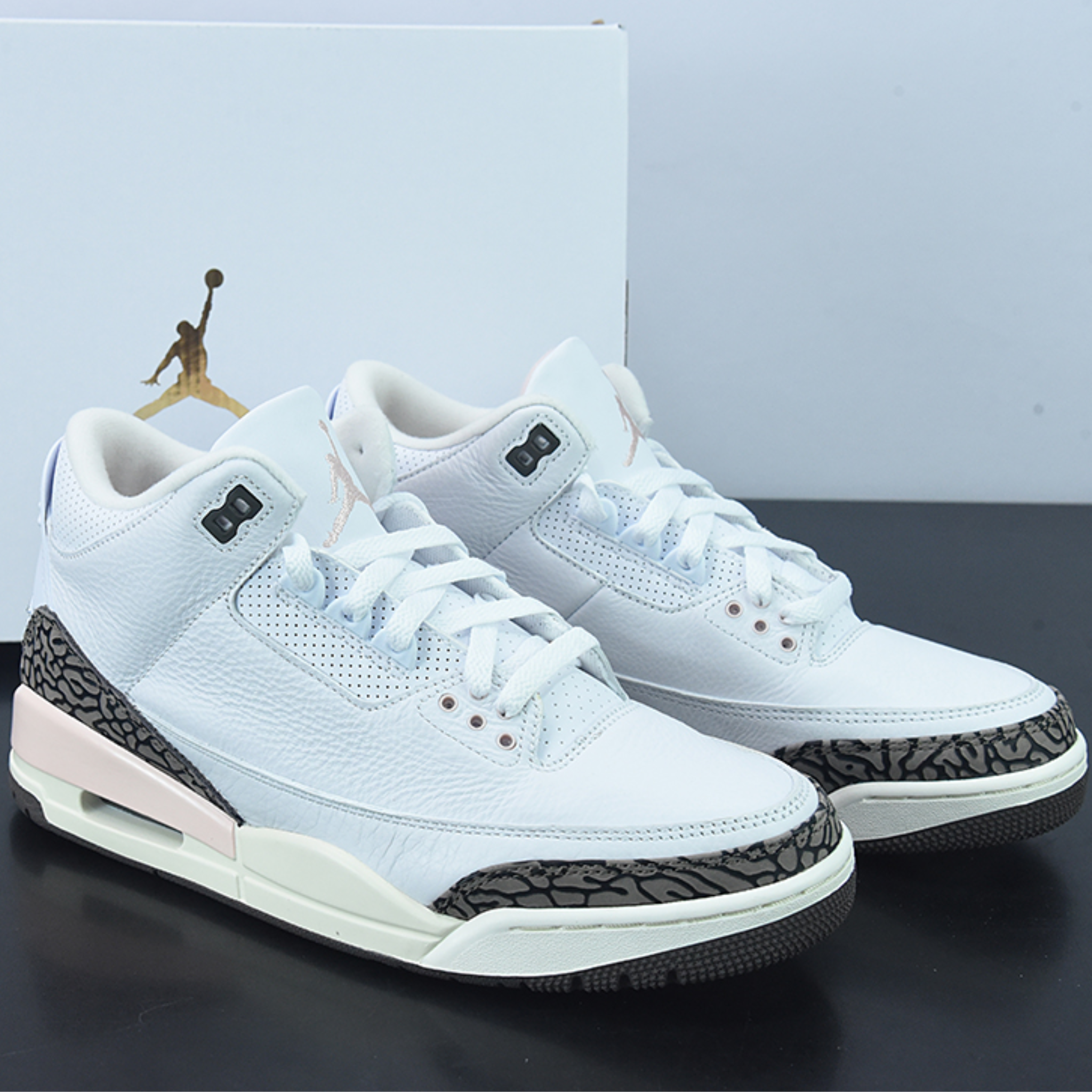 Nike Air Jordan 3 Rêtro "Neapolitan Dark Mocha"