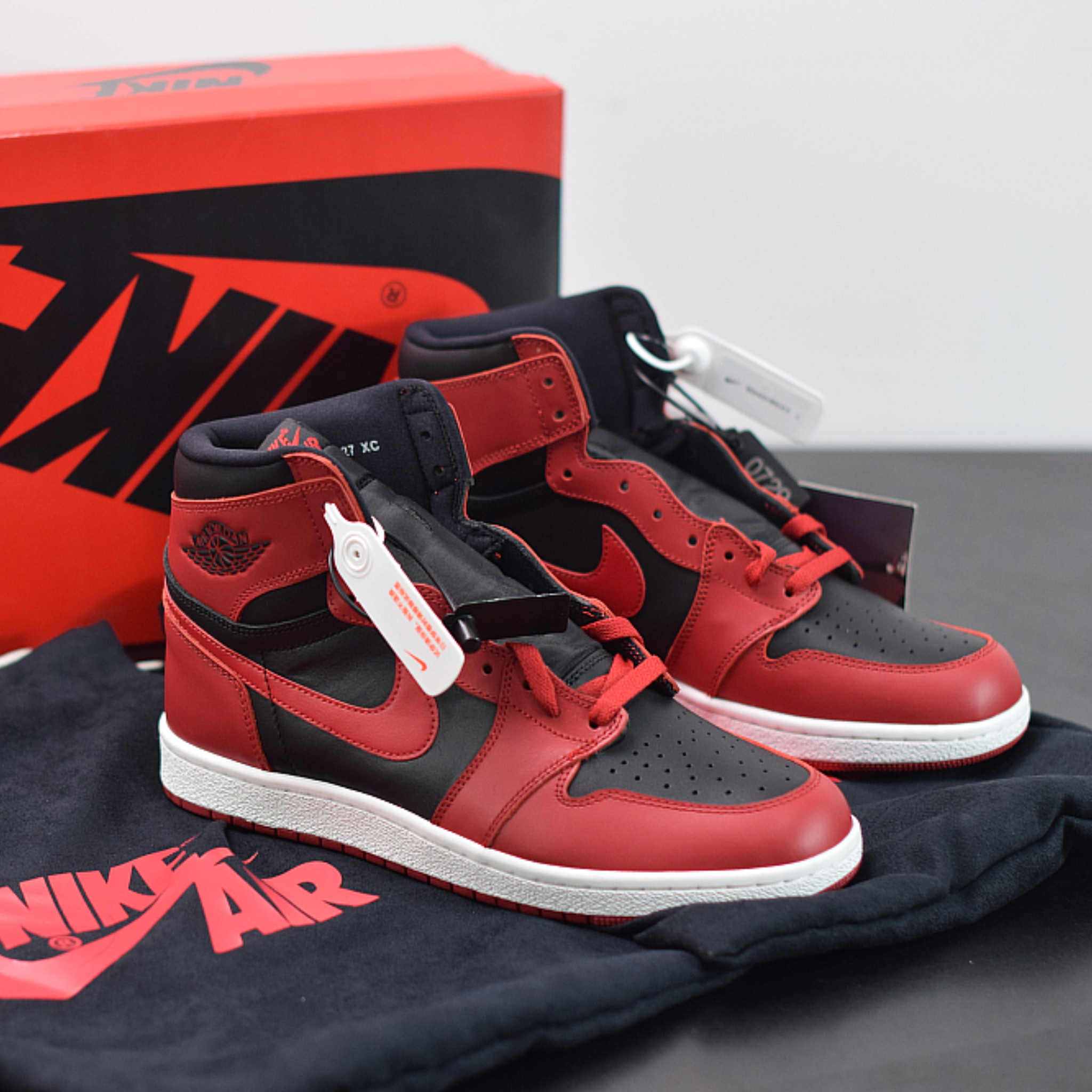 Nike Jordan 1 Retro High 85 "Varsity Red"