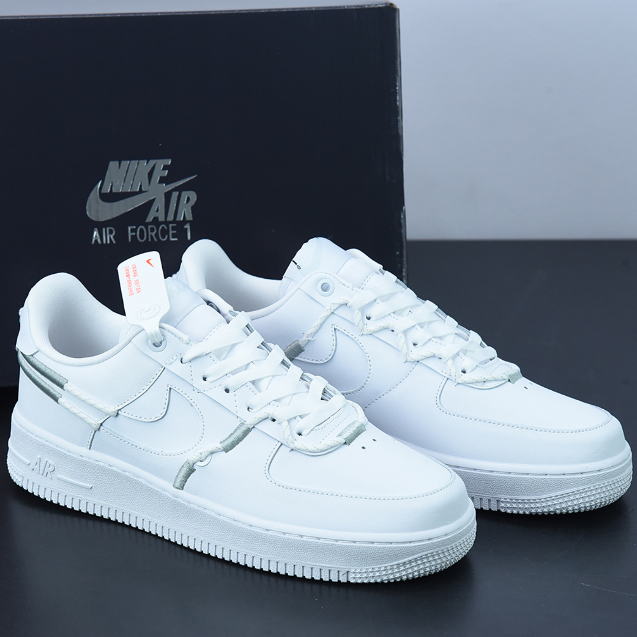 Nike Air Force 1 ´07 LX "White Reflect Silver"