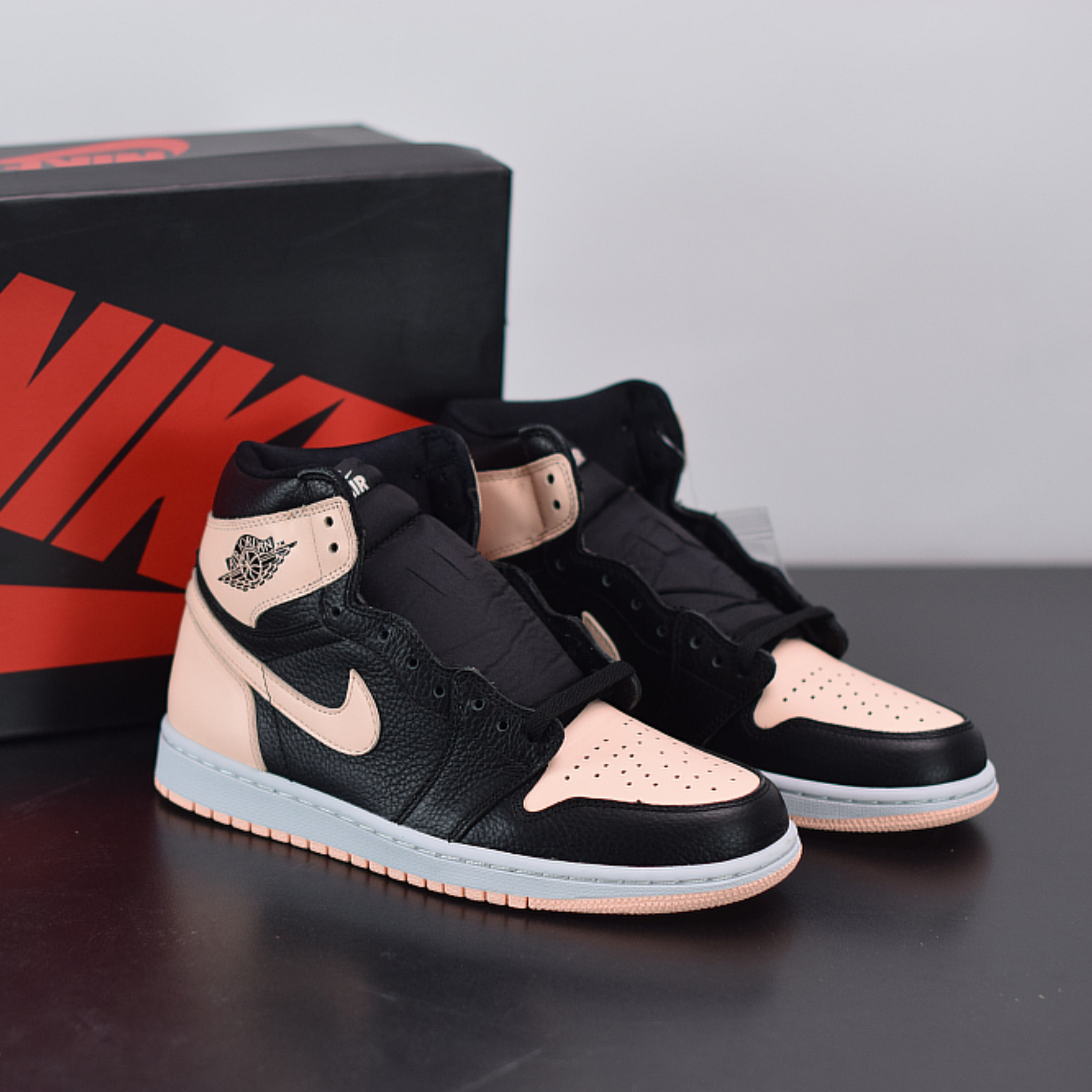 Nike Air Jordan 1 "Crimson Tint"