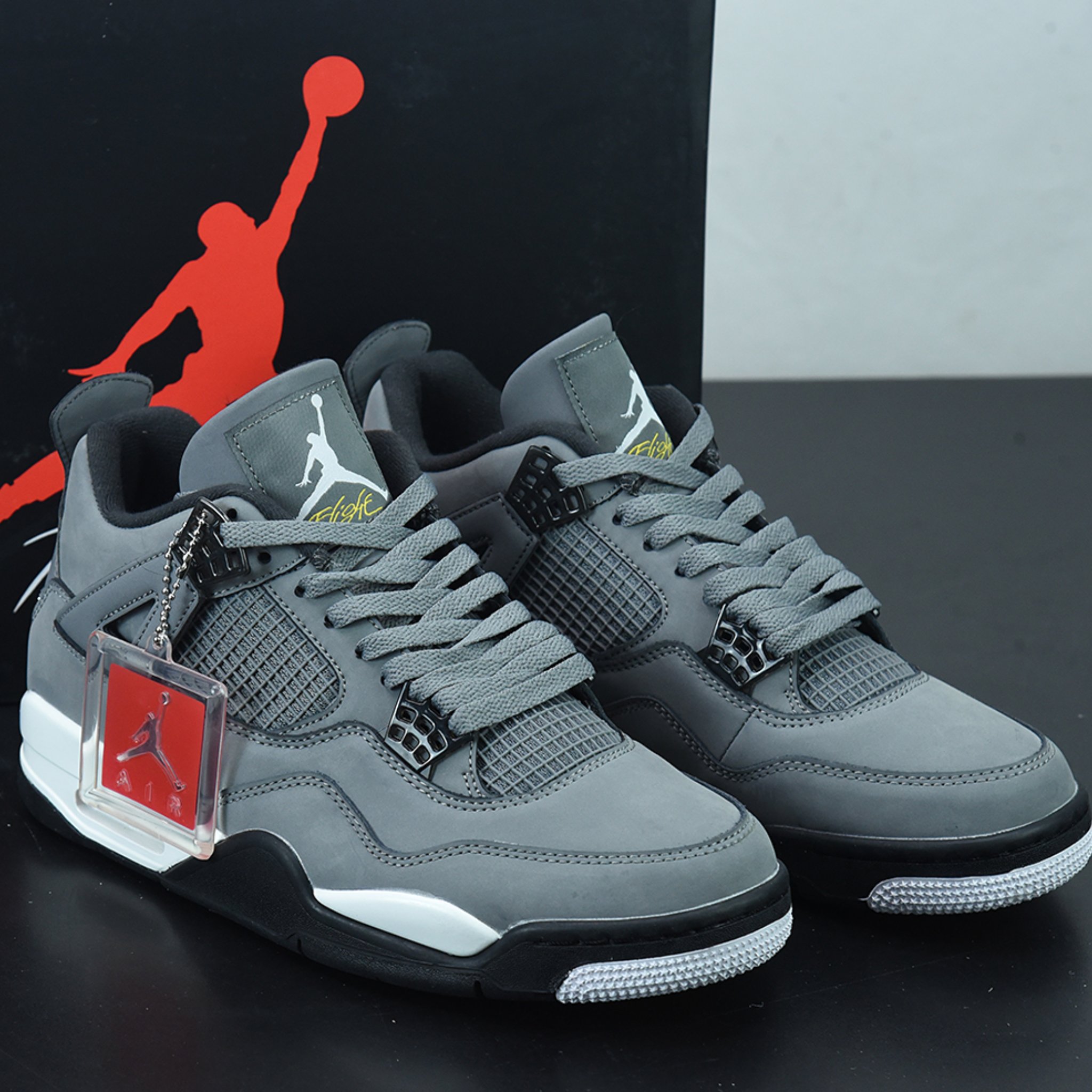 Nike Air Jordan 4 Rêtro "Cool Grey"