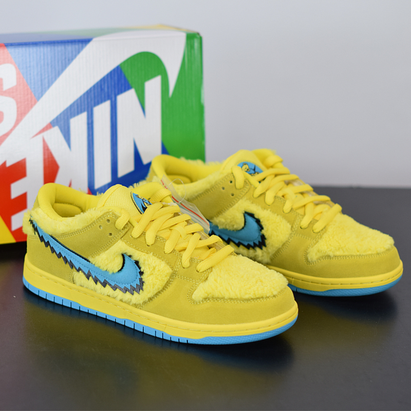 Grateful Dead x Nike SB Dunk Low Yellow Bear
