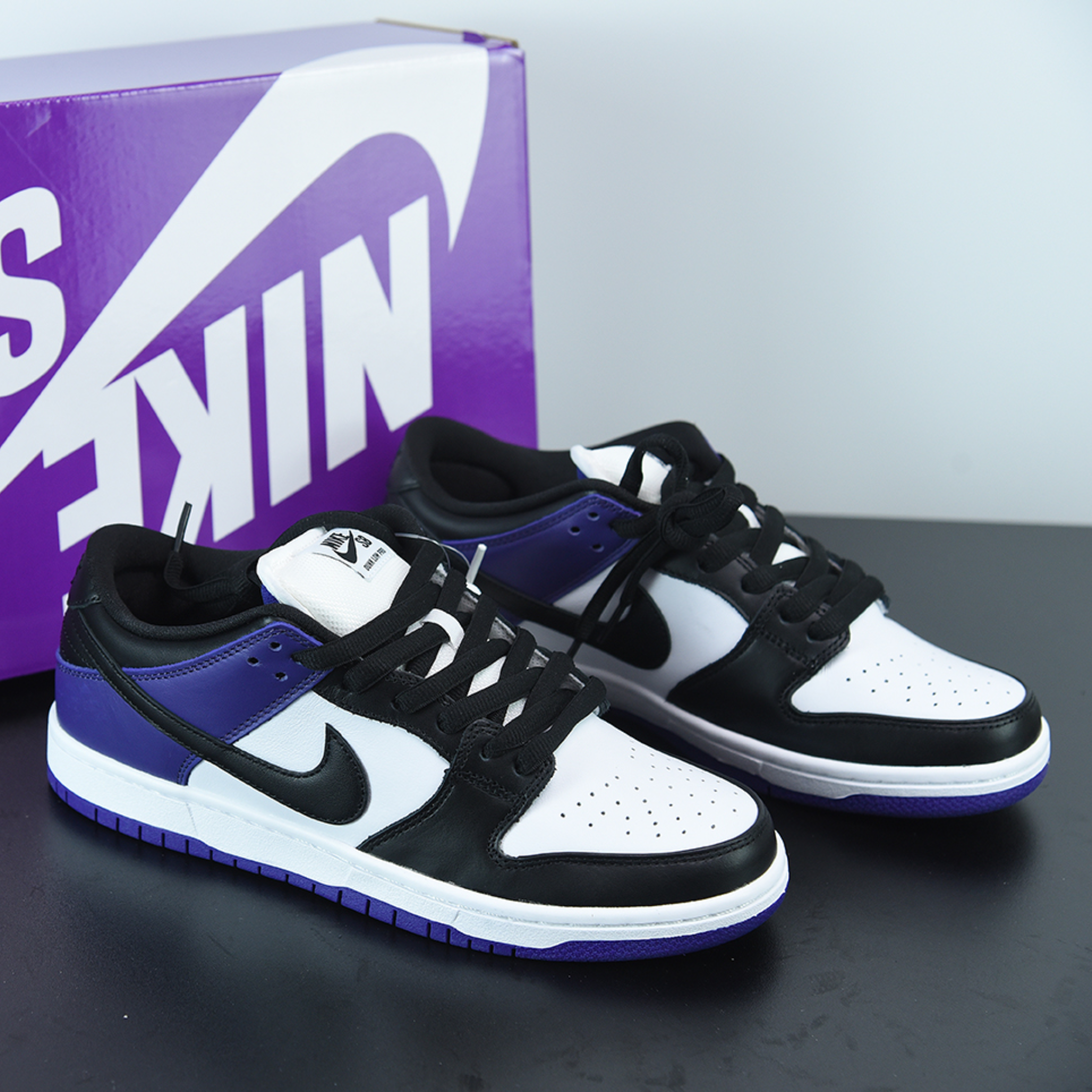 Nike SB Dunk Low "Court Purple"